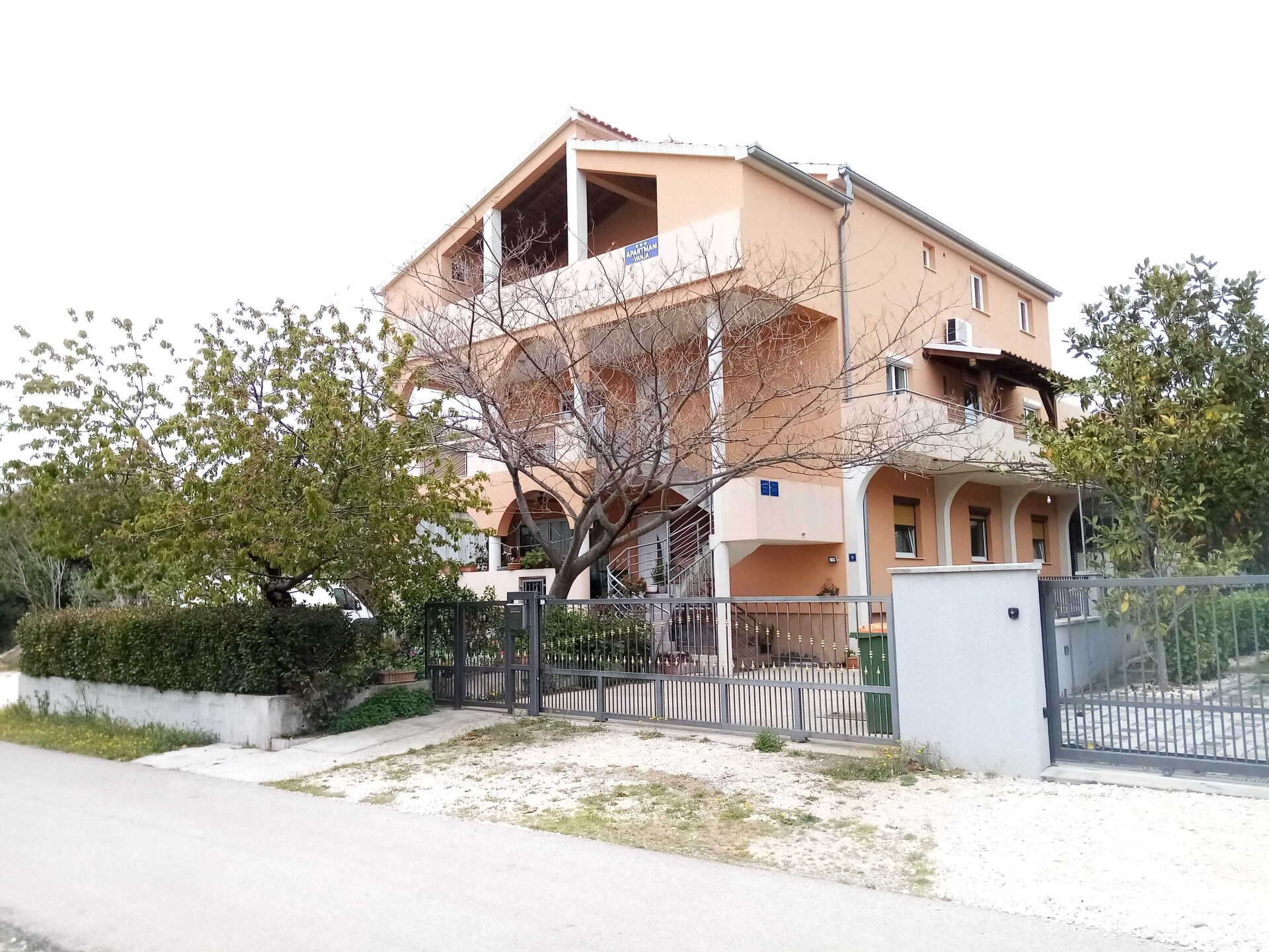 Op 500 m van het strand: Studio appartement in Biograd na Moru - foto 19