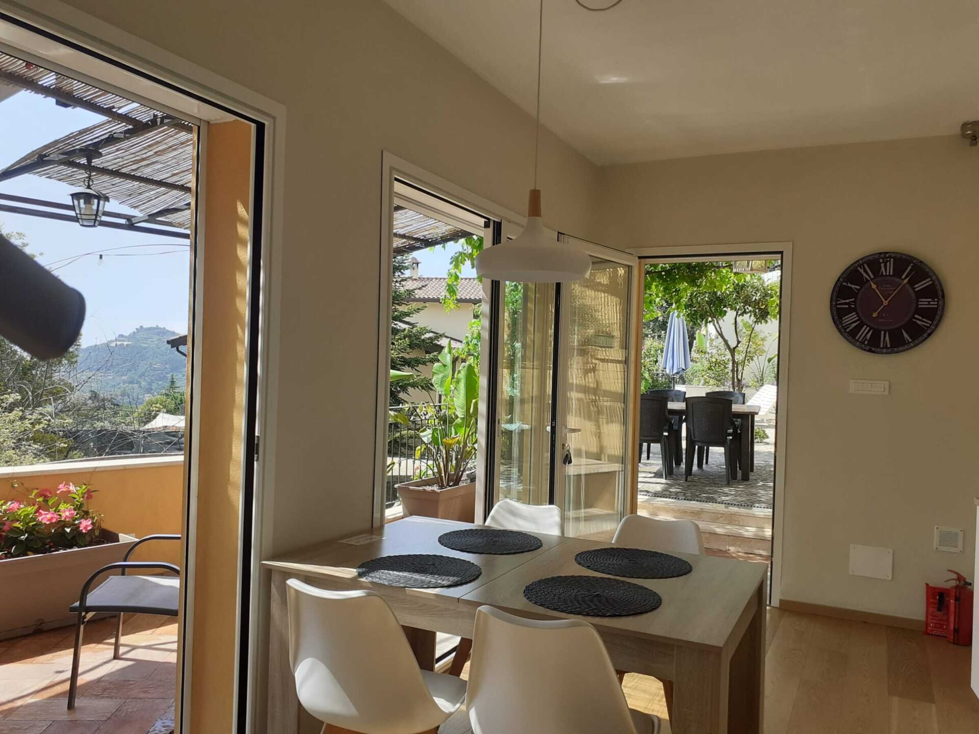 Modern vakantiehuis Casa Ciappin in Ventimiglia met zeezicht - foto 40