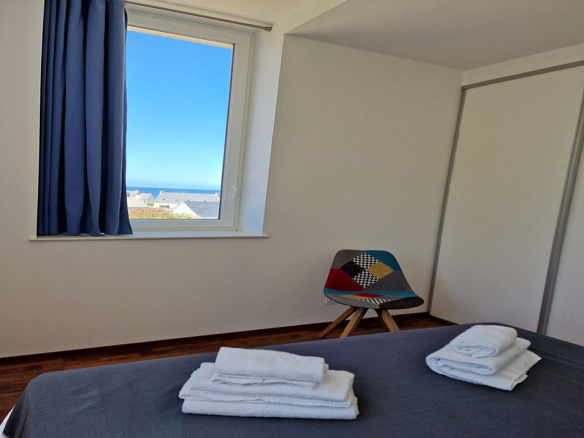 Licht appartement met zeezicht op de heuvels van Primel, vlakbij het strand - foto 8