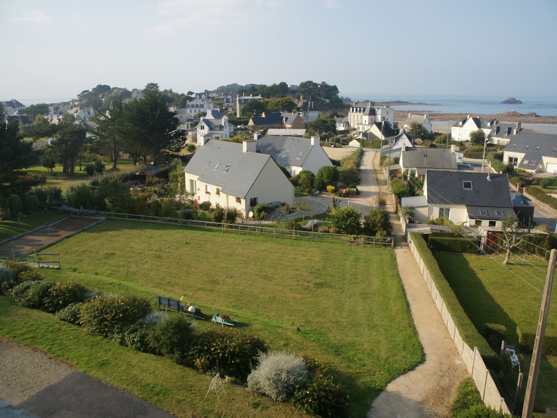 Licht appartement met zeezicht op de heuvels van Primel, vlakbij het strand - foto 15