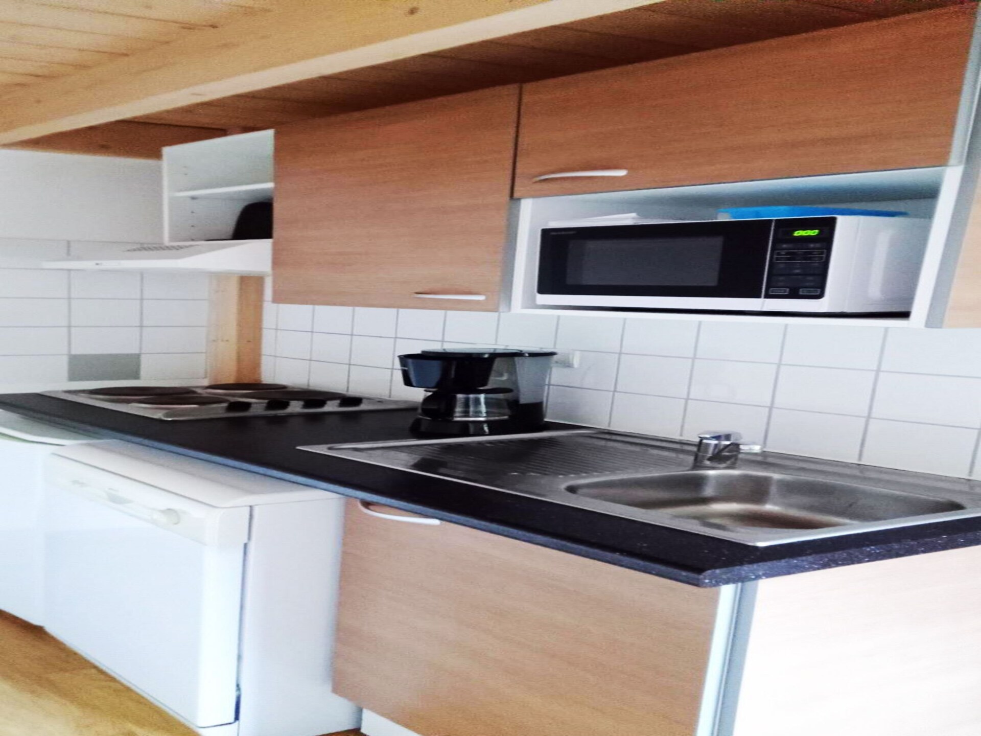 Knusse studio voor 2 op 300m van het strand met binnen- en buitenzwembad - foto 7