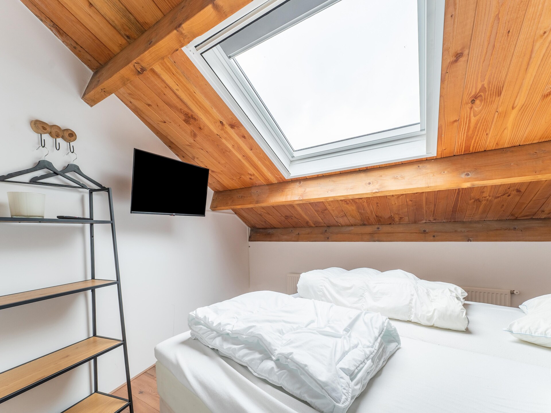 Stijlvol vakantiehuis met sauna en tuin aan bos en golfbaan in Goirle - foto 17