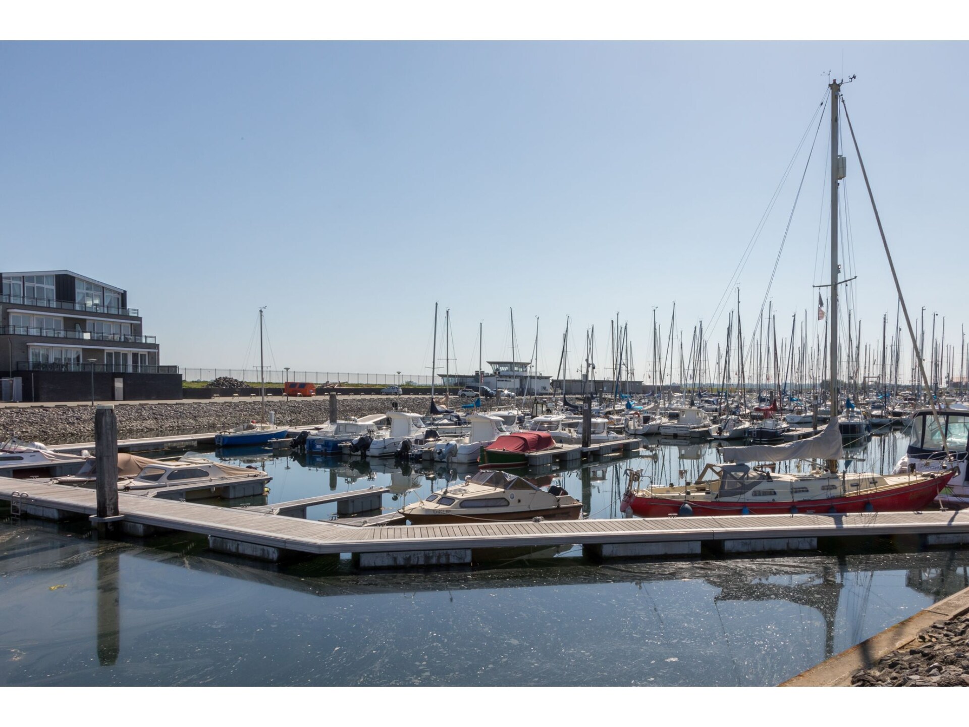 Luxe appartement met uitzicht over jachthaven en Krabbenkreek - foto 19