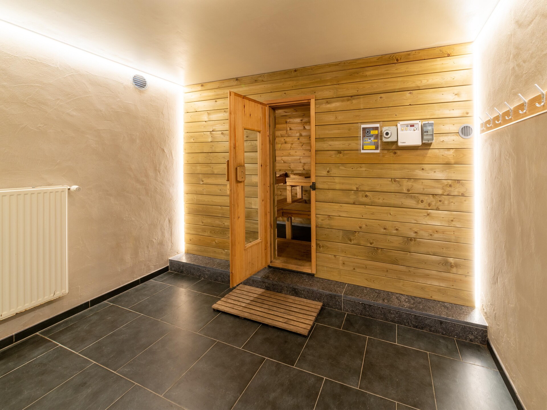 Vakantiehuis voor 32 personen met panoramisch uitzicht in Houffalize - foto 38