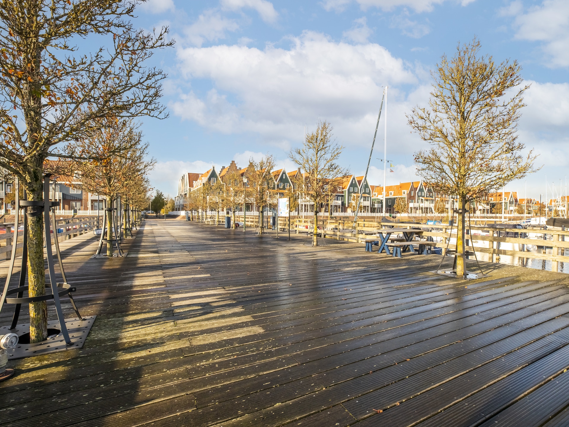 Woonboot Marina Sunrise: slapen aan het IJsselmeer in hartje Volendam - foto 28