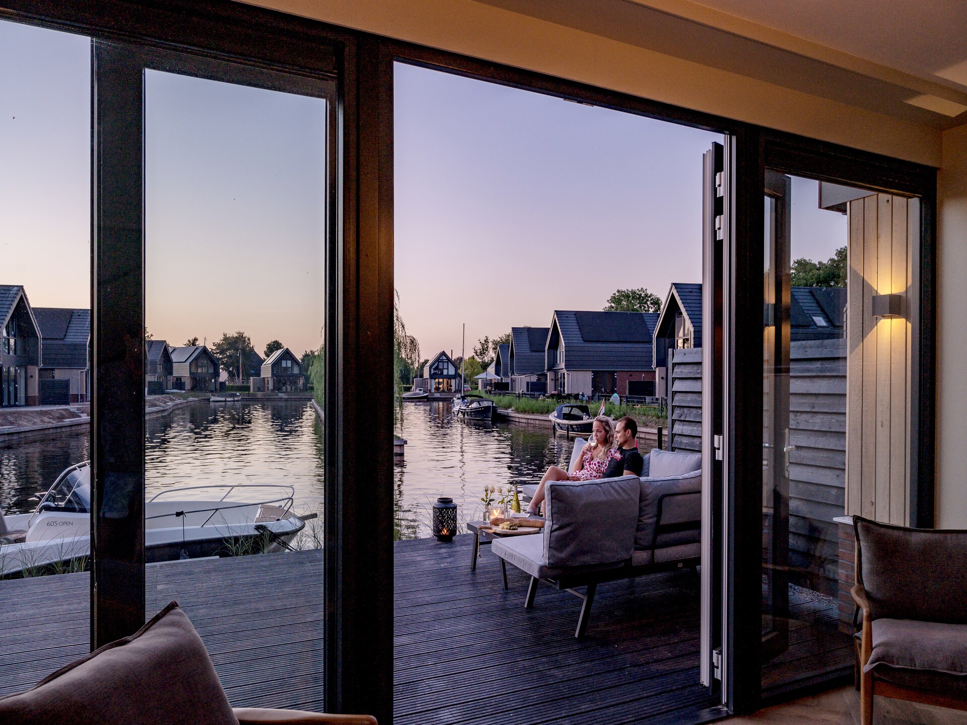 Luxe watervilla aan Slotermeer met eigen aanlegsteiger in Balk - foto 28