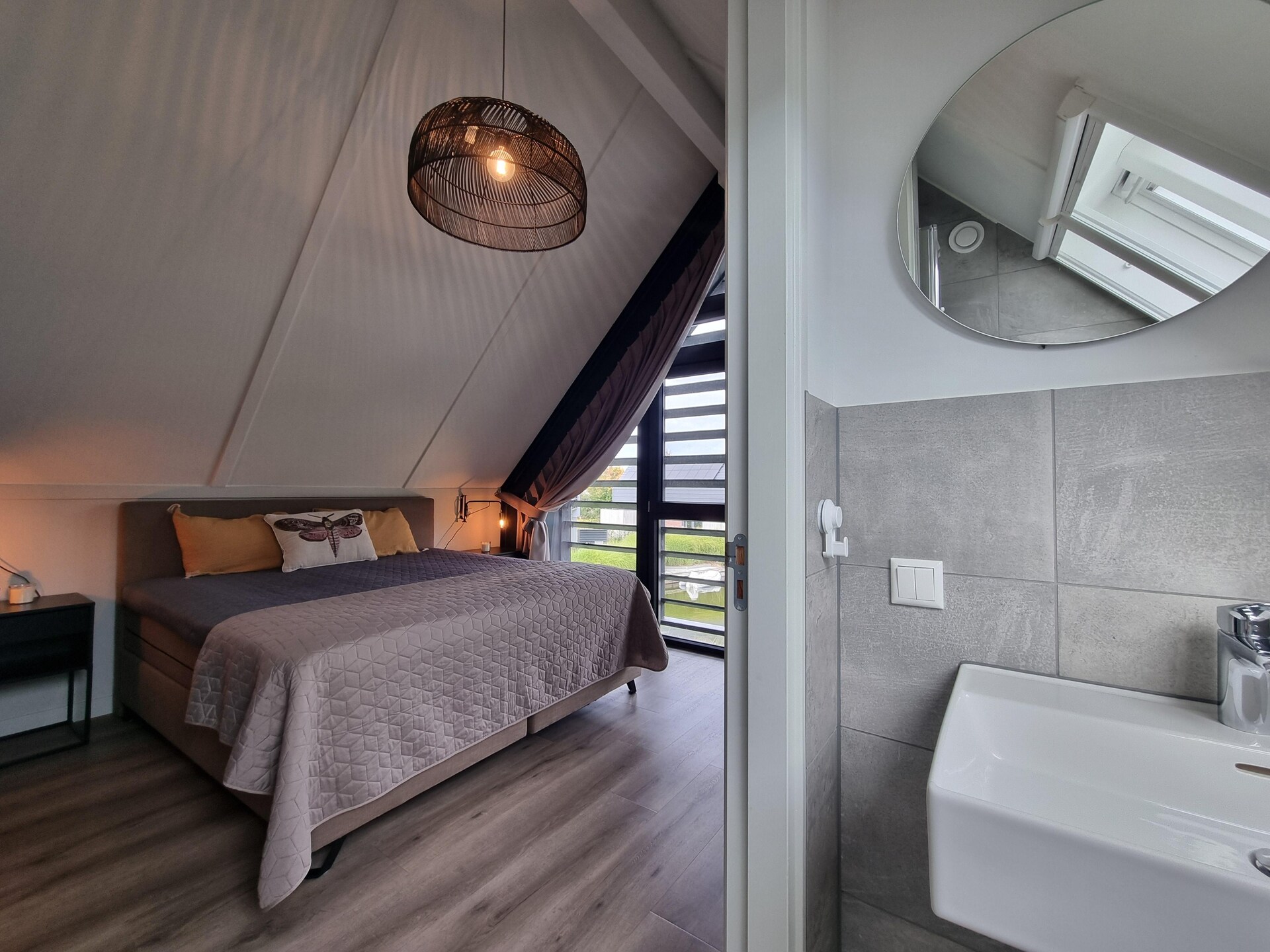 Luxe watervilla met aanlegsteiger aan het Slotermeer in Friesland - foto 34