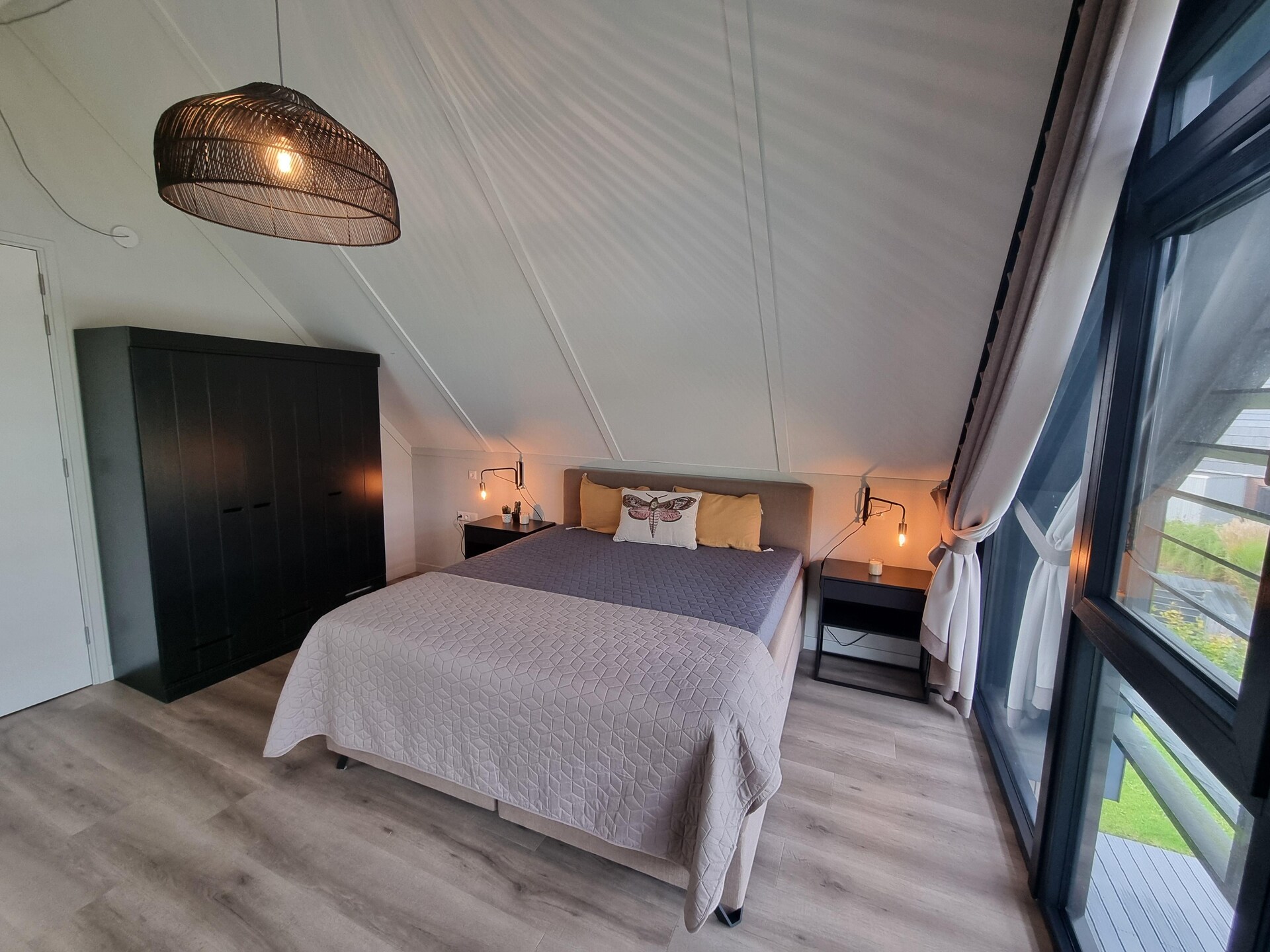 Luxe watervilla met aanlegsteiger aan het Slotermeer in Friesland - foto 31