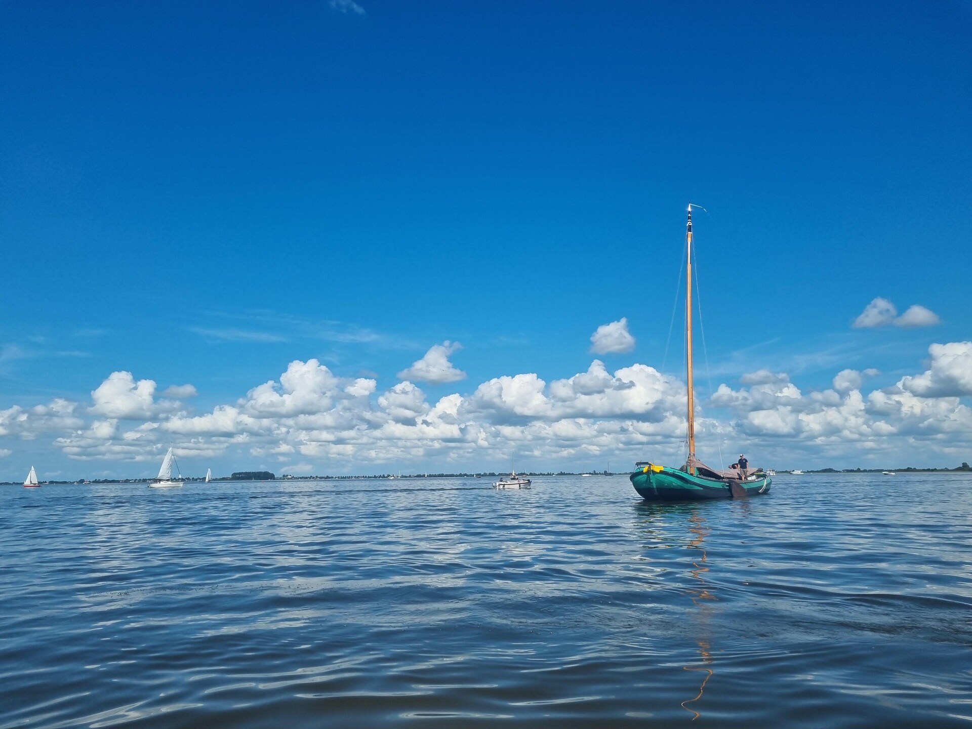 Watervilla Fjirtjin: Luxe verblijf aan het Slotermeer in Friesland - foto 35