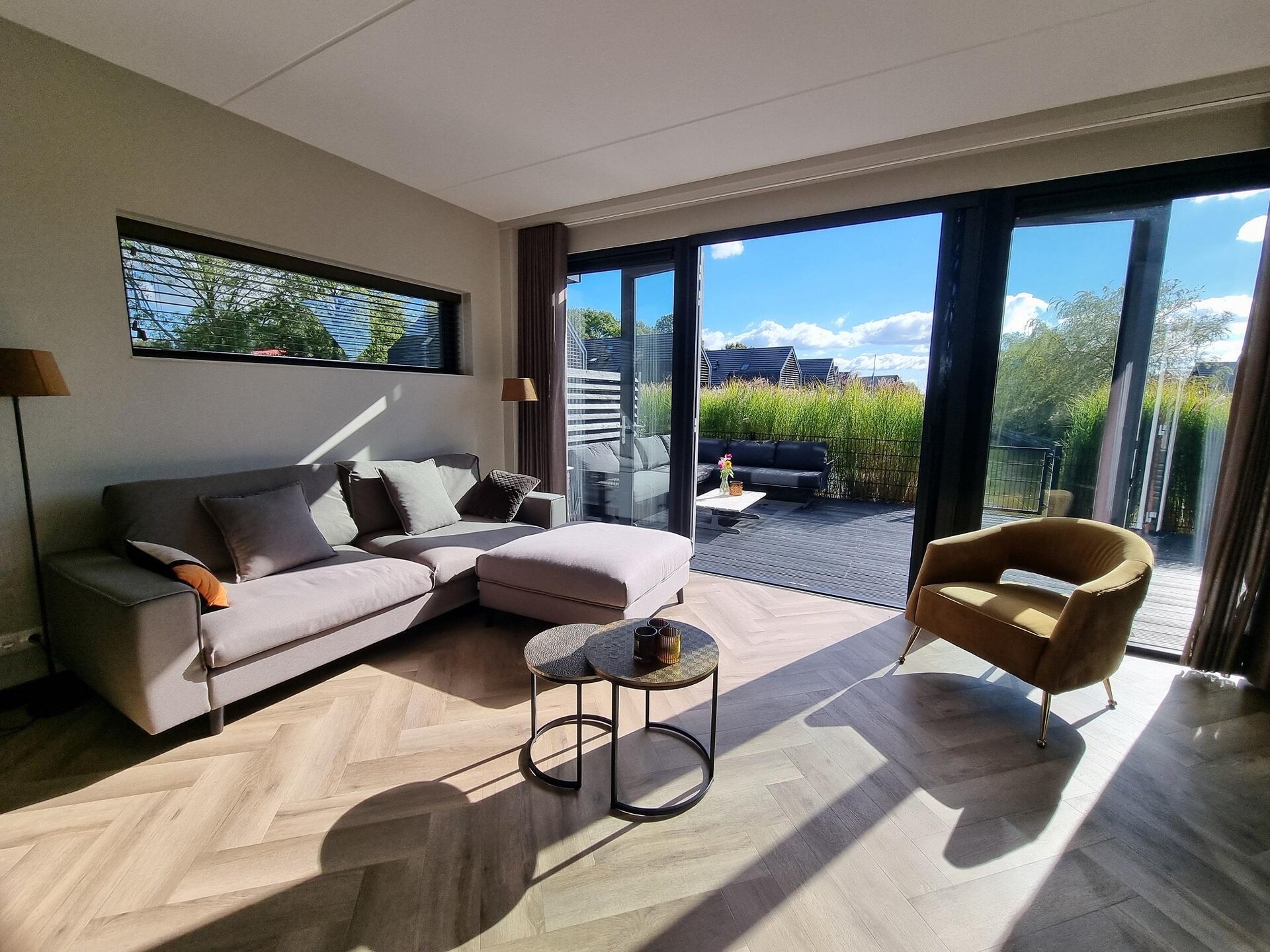 Watervilla Achttjin: Luxe aan het Slotermeer met privé-aanlegsteiger - foto 8