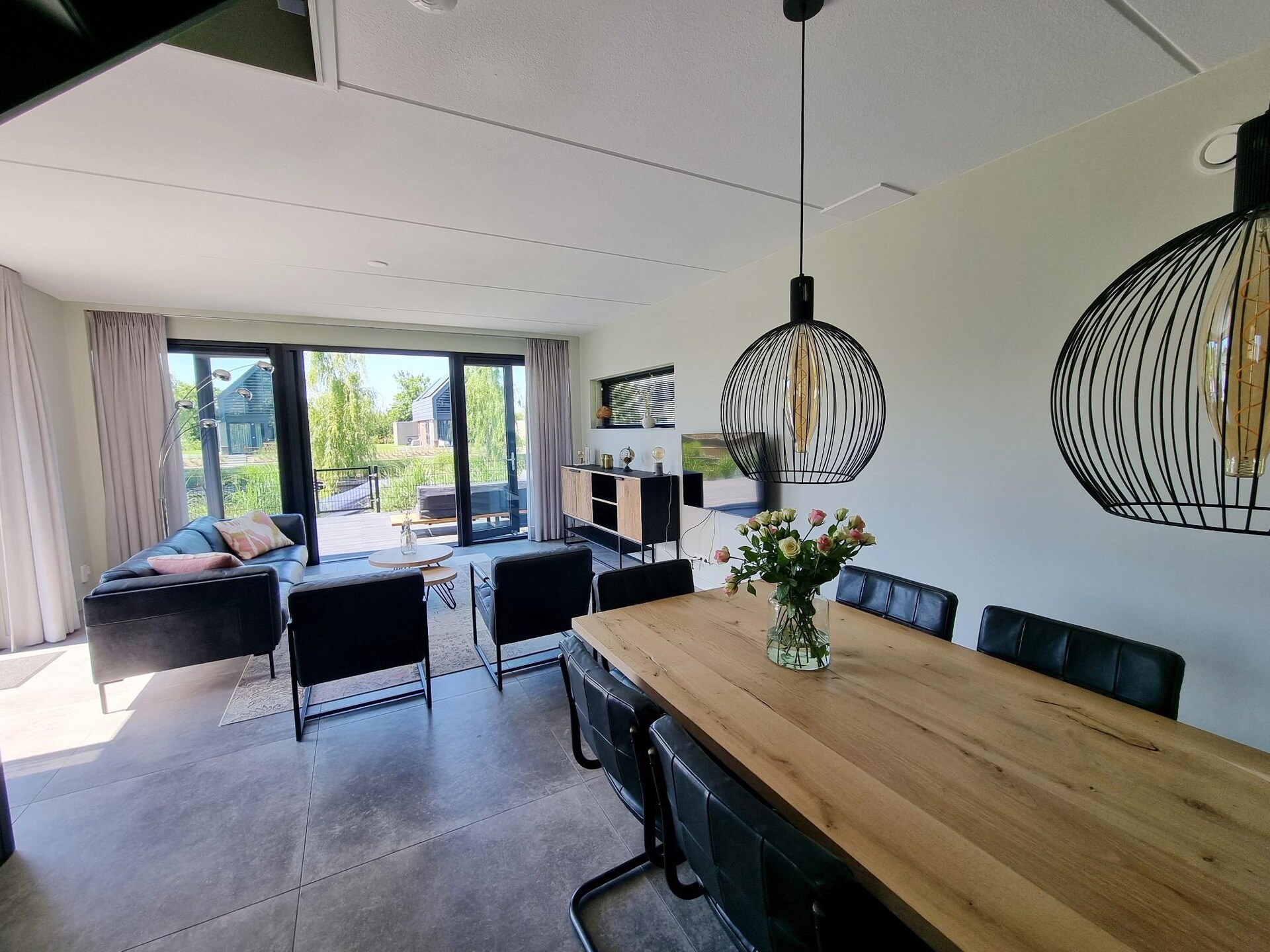 Watervilla Fiif: luxe familieverblijf direct aan het Slotermeer - foto 7
