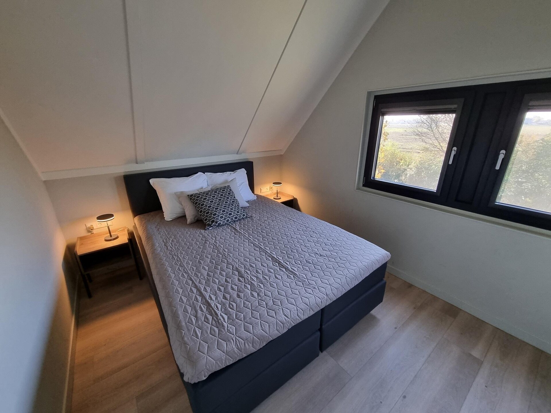 Watervilla Fiif: luxe familieverblijf direct aan het Slotermeer - foto 18