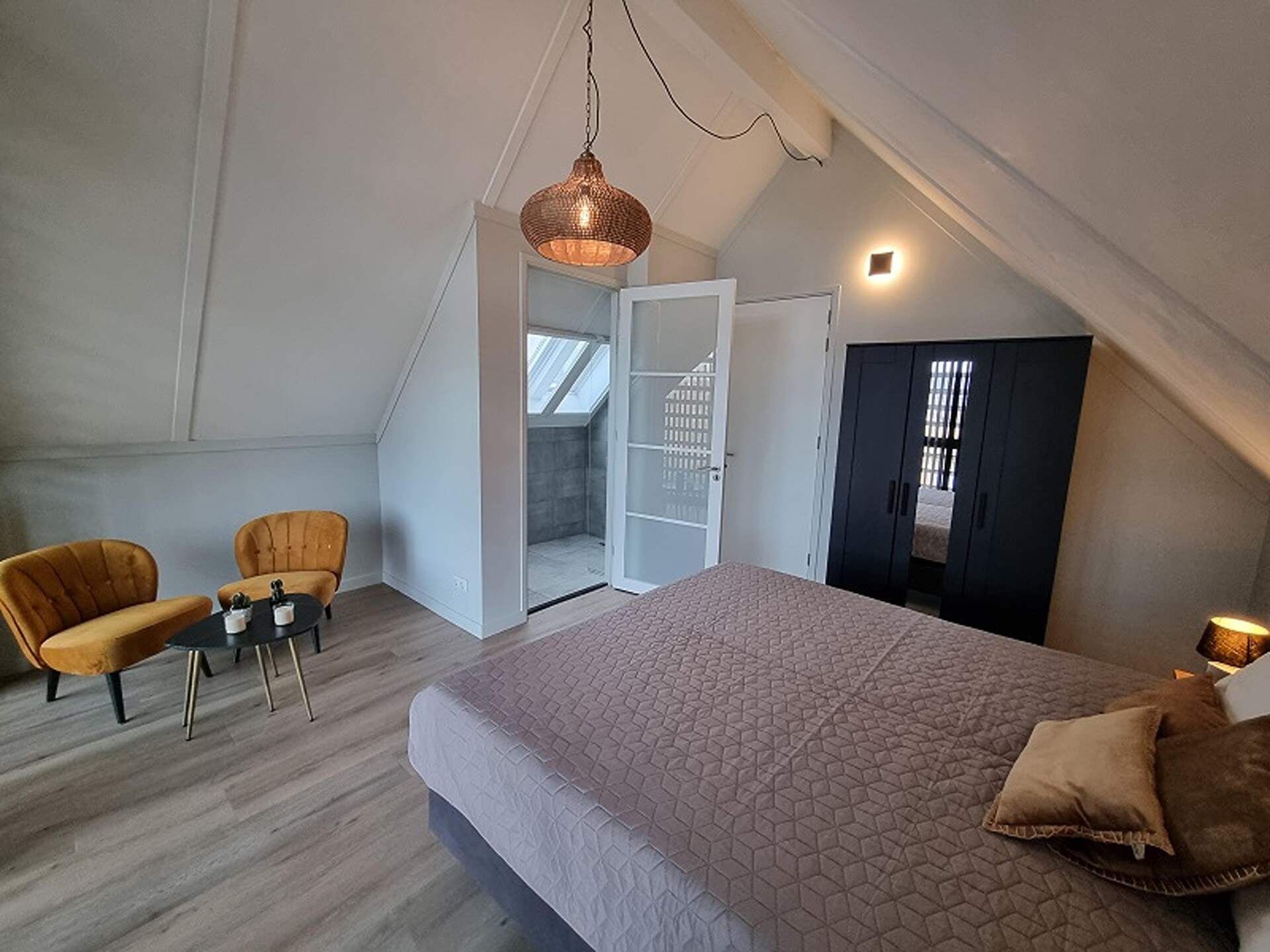 Luxe watervilla aan Slotermeer in Balk – 8 personen, eigen aanlegsteiger - foto 33