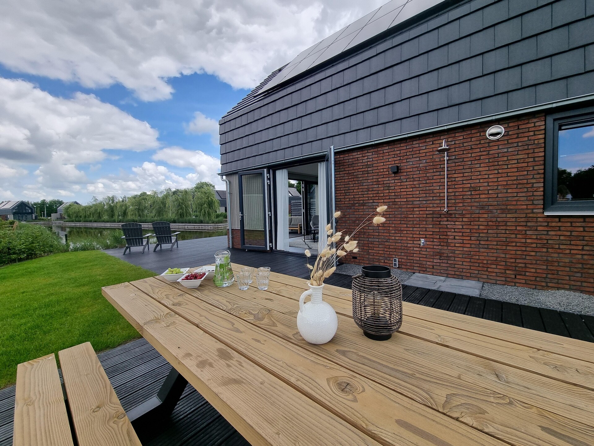Watervilla Njoggen – Luxe vakantiehuis met aanlegsteiger aan het Slotermeer - foto 27