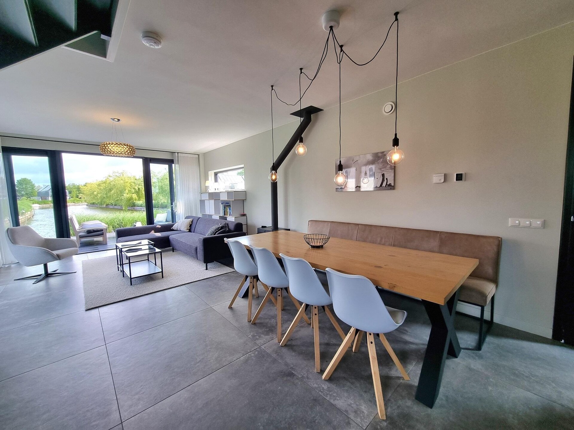 Watervilla Njoggen – Luxe vakantiehuis met aanlegsteiger aan het Slotermeer - foto 10