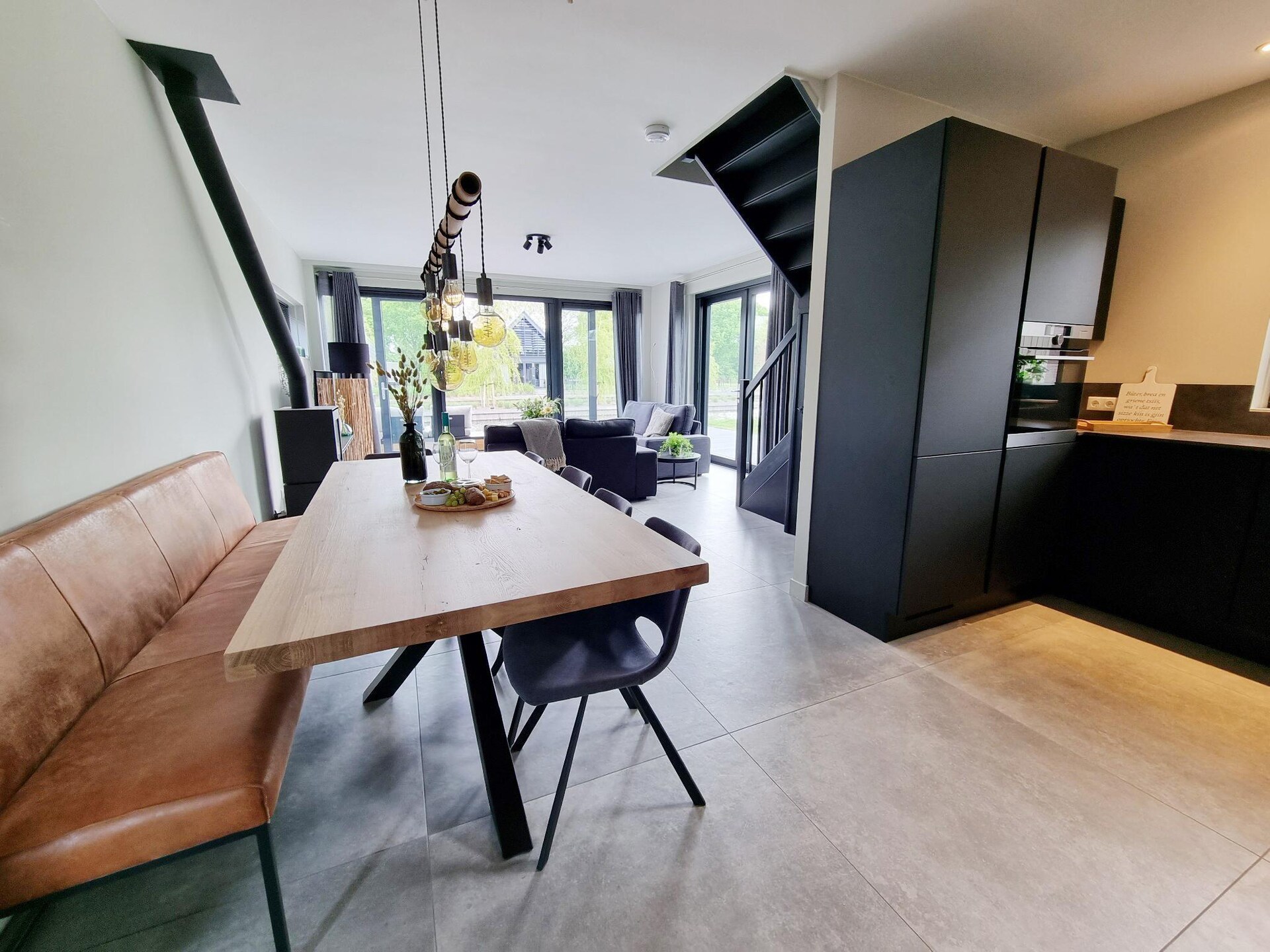 Watervilla Alve: luxe verblijf met aanlegsteiger aan het Slotermeer - foto 12
