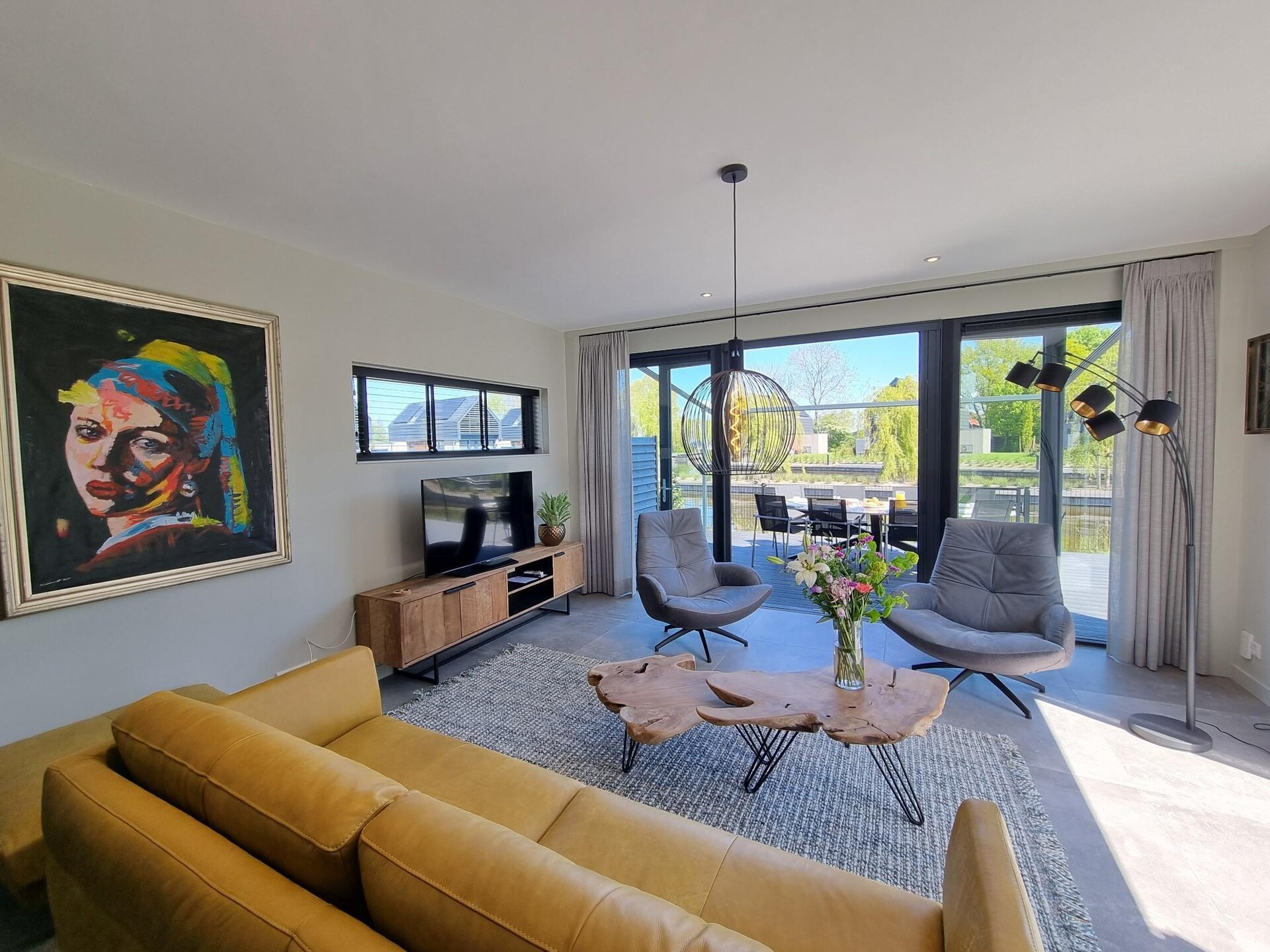 Watervilla Trettjin: luxe vakantiehuis met eigen aanlegsteiger aan het Slotermeer - foto 9