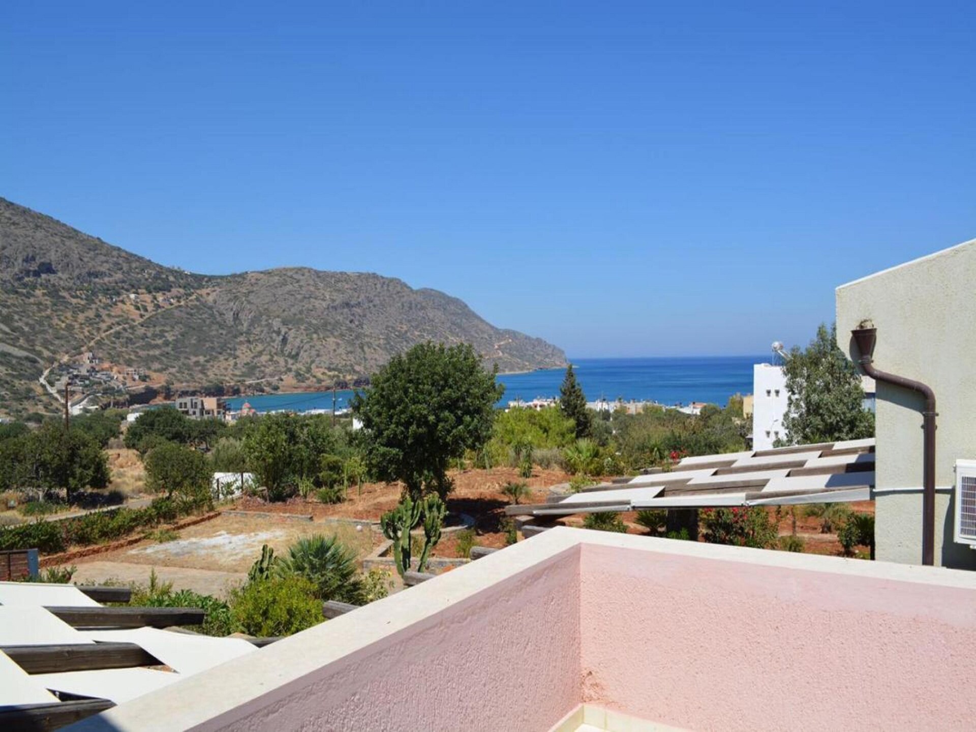 Vrijstaande villa met privézwembad en tuin op 1,4 km van het strand in Elounda - foto 36