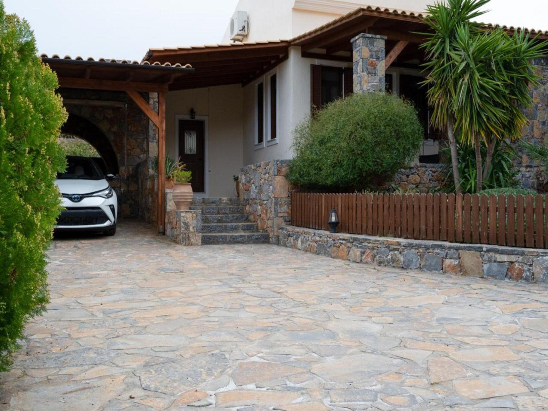 Vrijstaande villa met privézwembad en tuin op 1,4 km van het strand in Elounda - foto 15