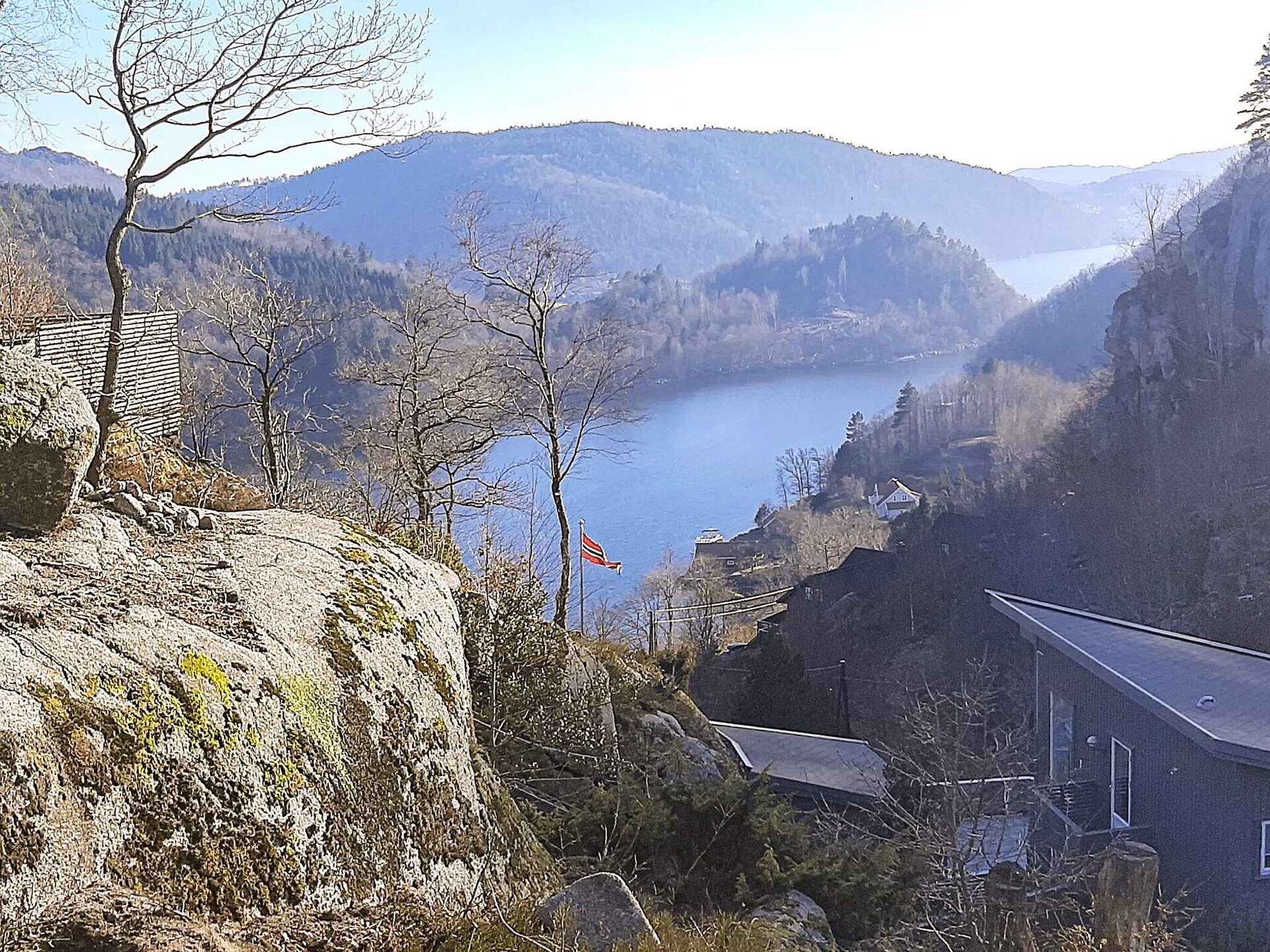 Ruim vakantiehuis in Lyngdal met eigen steiger en zeezicht - foto 21