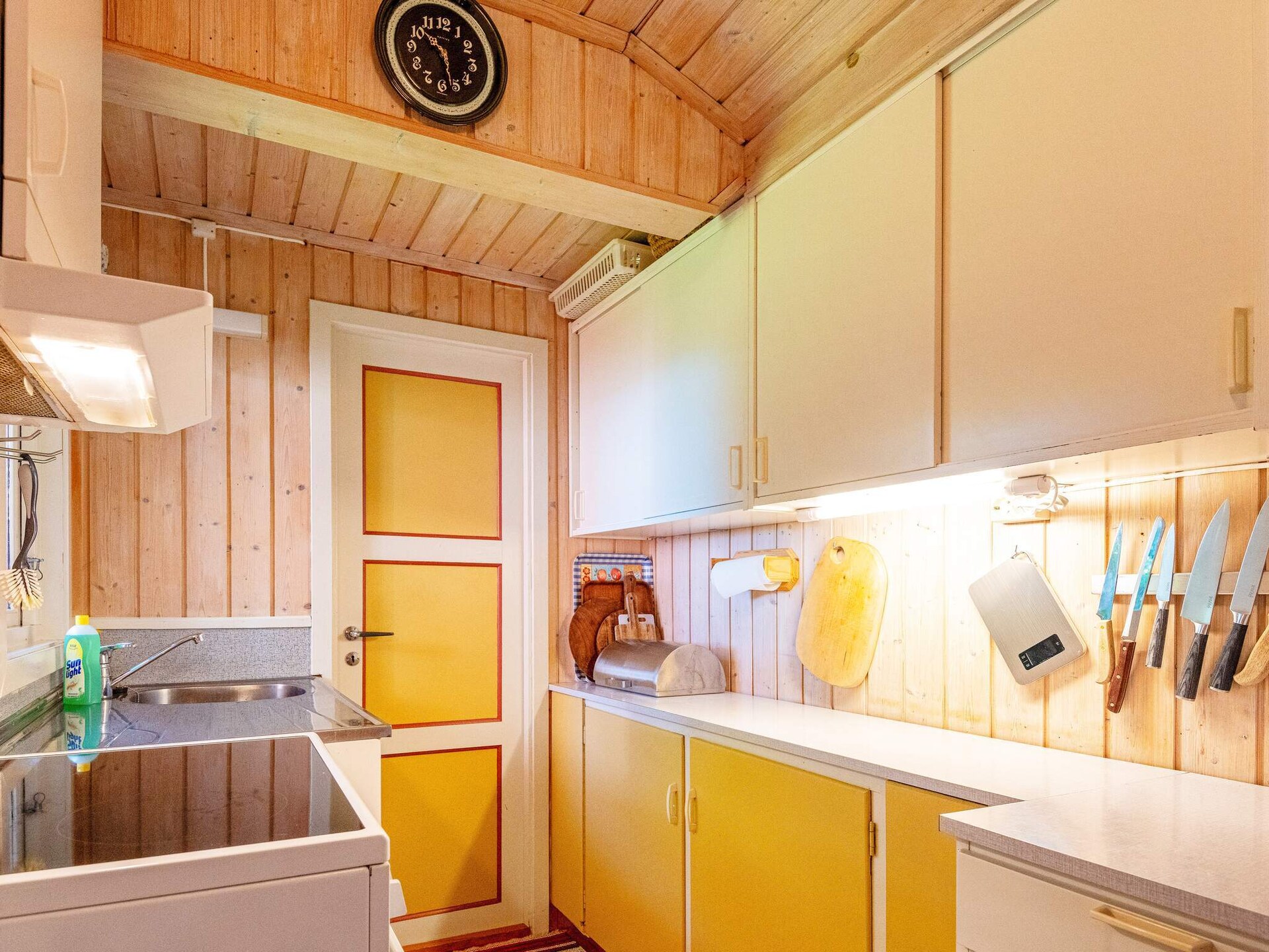 Authentiek vakantiehuis aan de fjord bij Sandefjord, 100m van het strand - foto 17