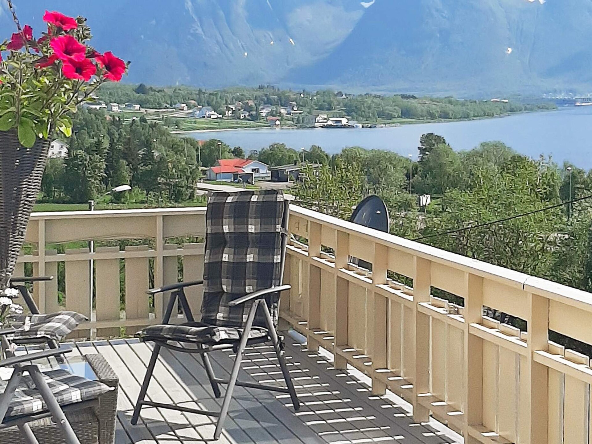 Ruim vakantiehuis in Sortland met panoramisch uitzicht op Vesterålen - foto 3
