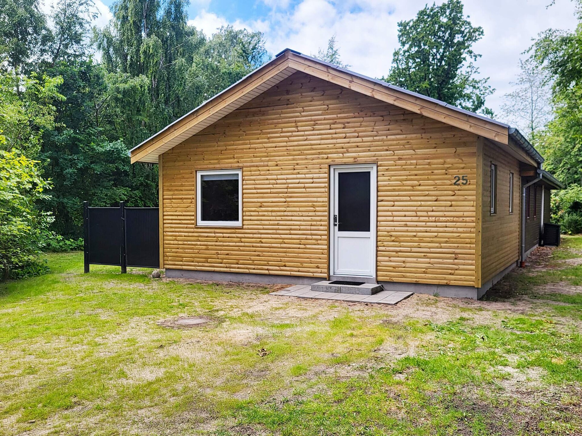 Vrijstaand vakantiehuis op 350m van zee in Fjellerup Strand - foto 3