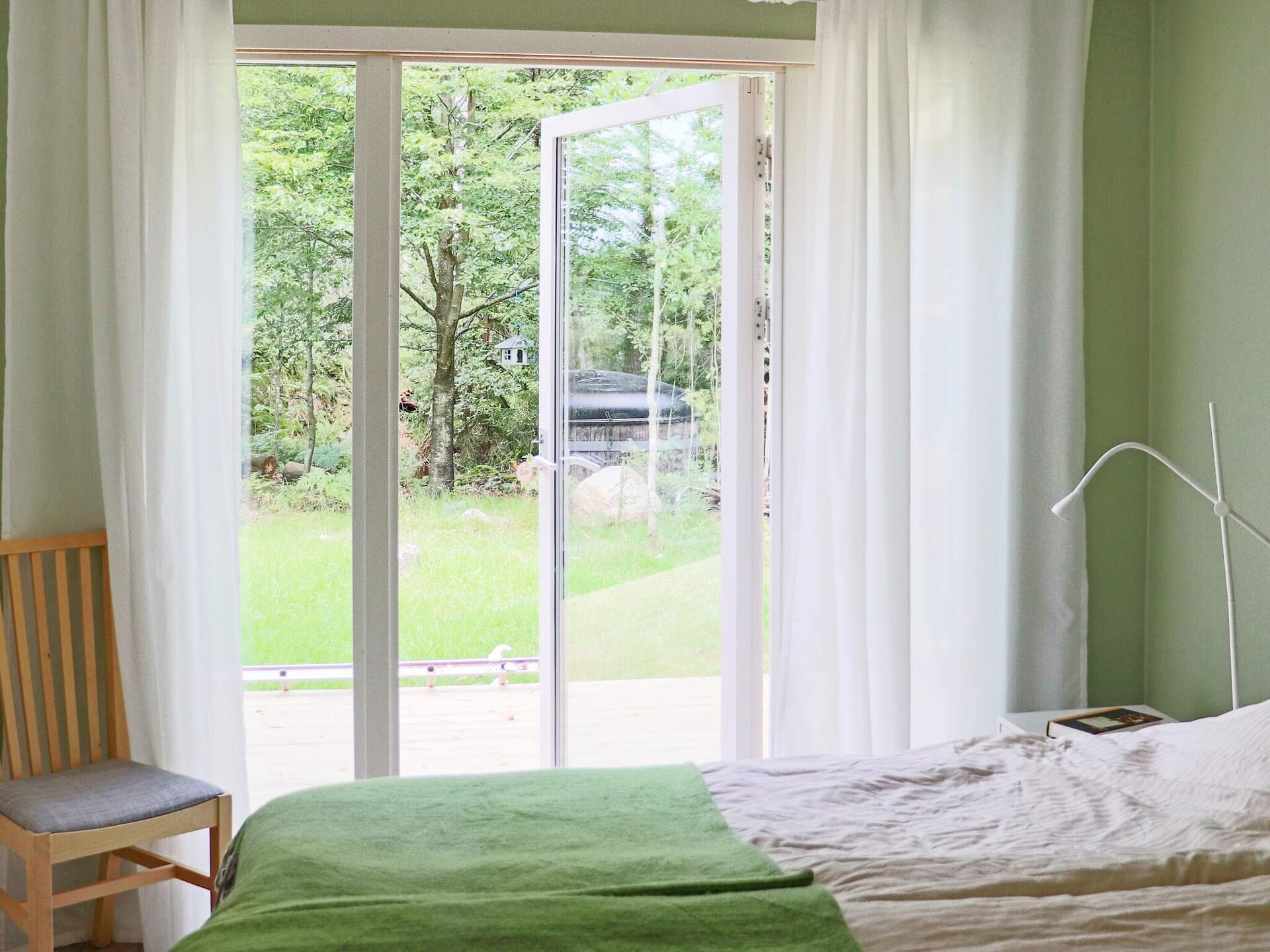Vrijstaand vakantiehuis met houtgestookte whirlpool nabij golfbaan in Knäred - foto 23