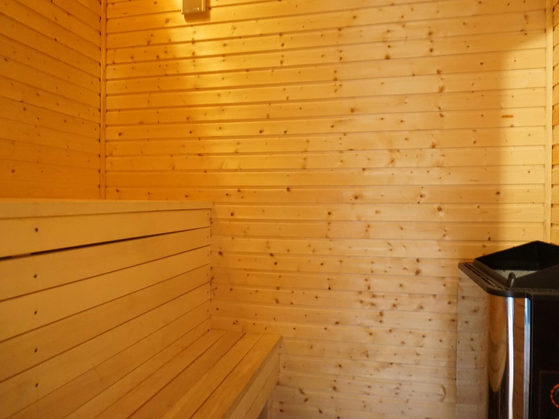 Vrijstaand vakantiehuis op Rossö met zeezicht, sauna en apart gastenverblijf - foto 32