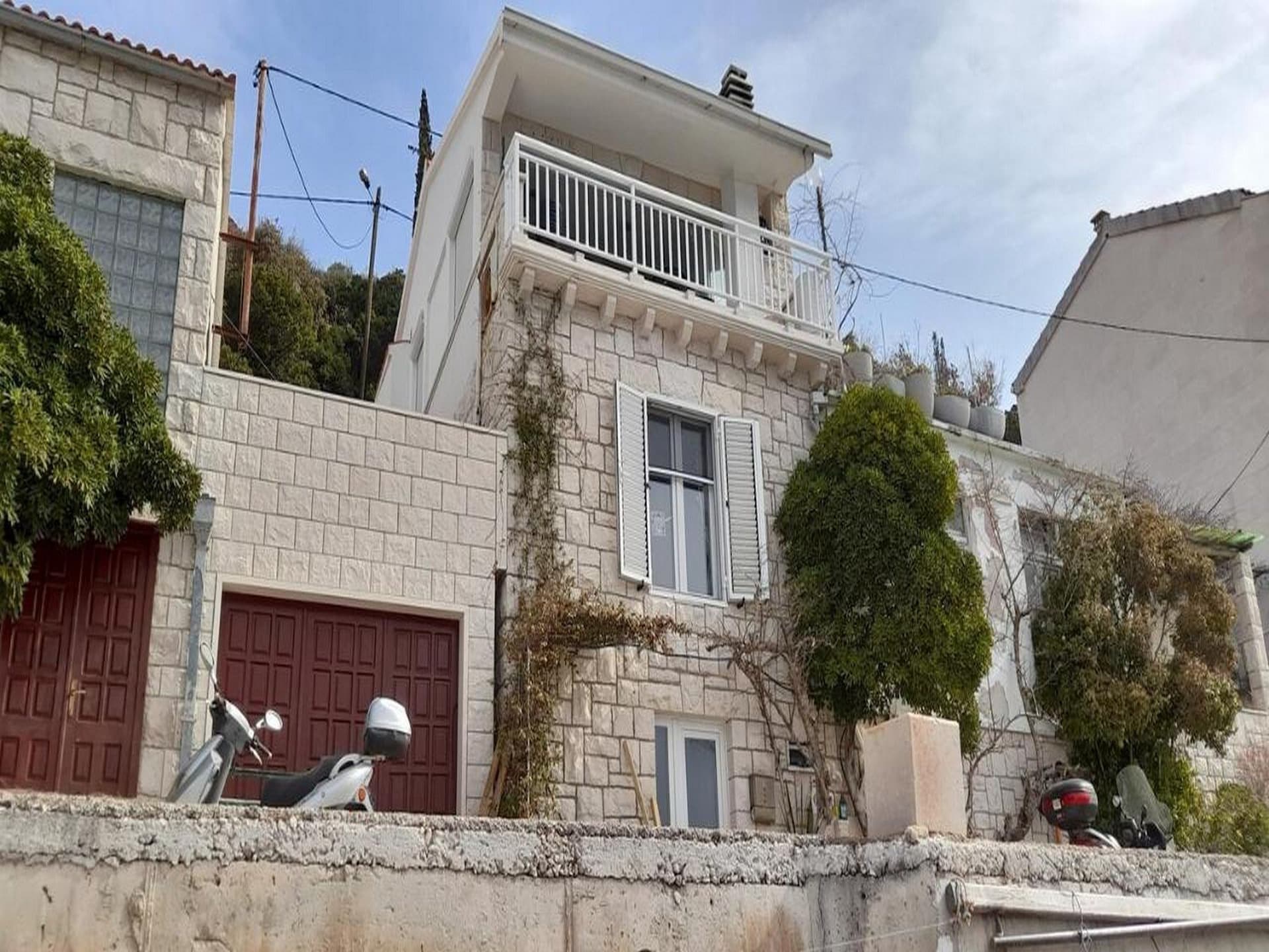 Appartement OM: Zeezicht & Balkon op 20m van het Strand in Povlja, Brač - foto 16