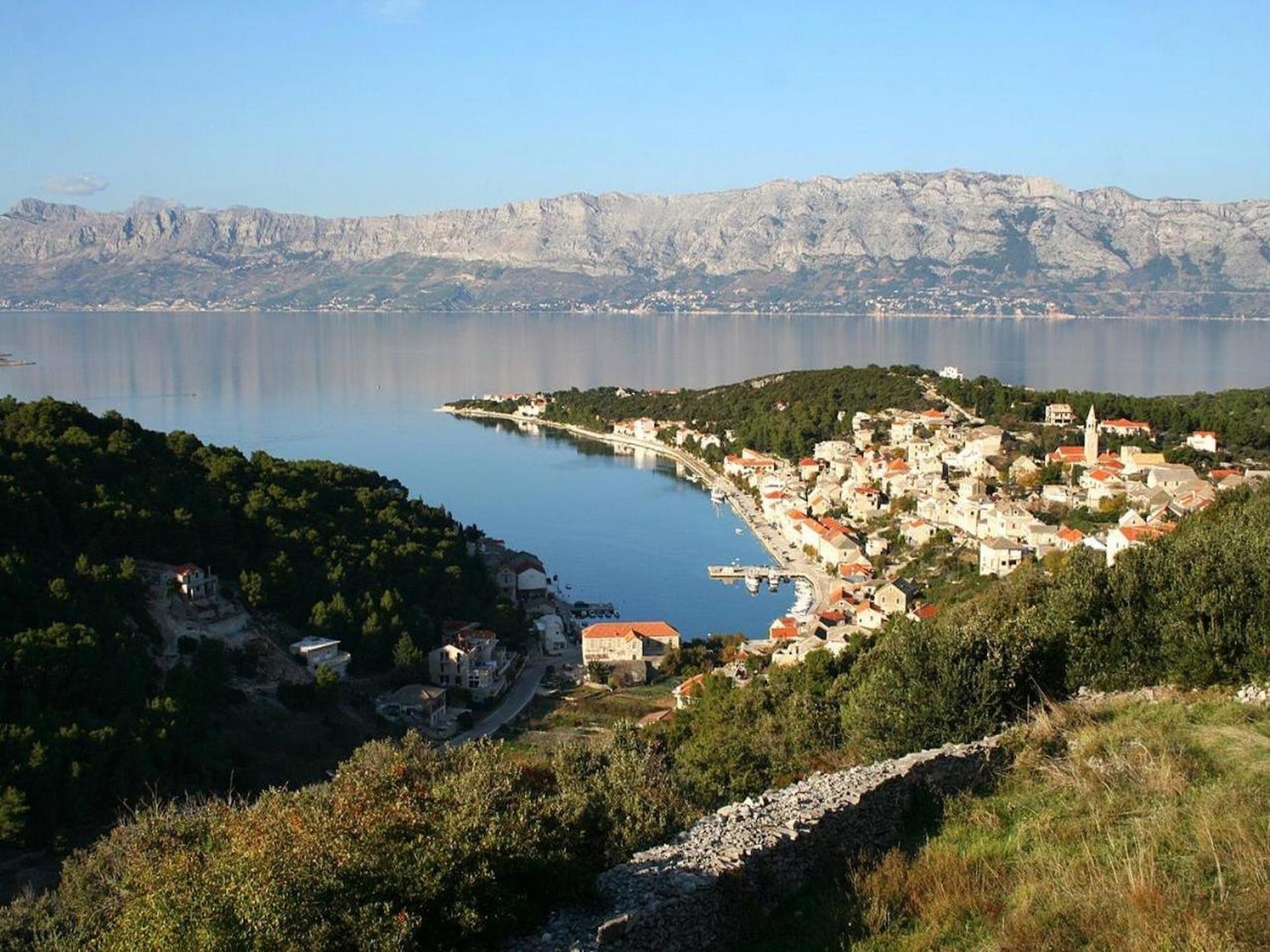 Appartement OM: Zeezicht & Balkon op 20m van het Strand in Povlja, Brač - foto 18