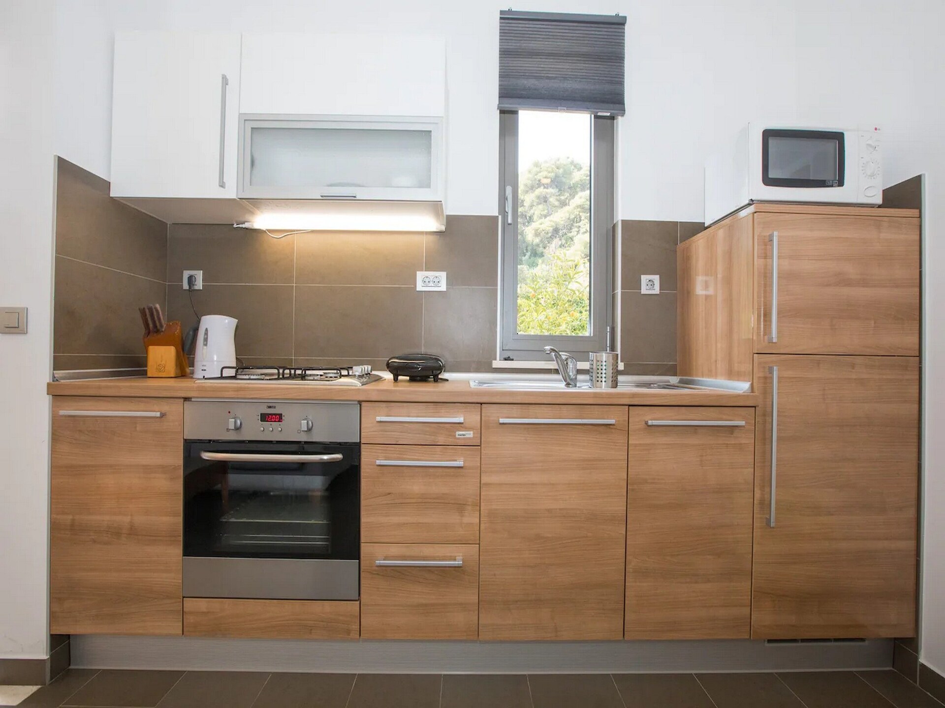Knus appartement met terras in Lapad, op 300 meter van het strand - foto 3
