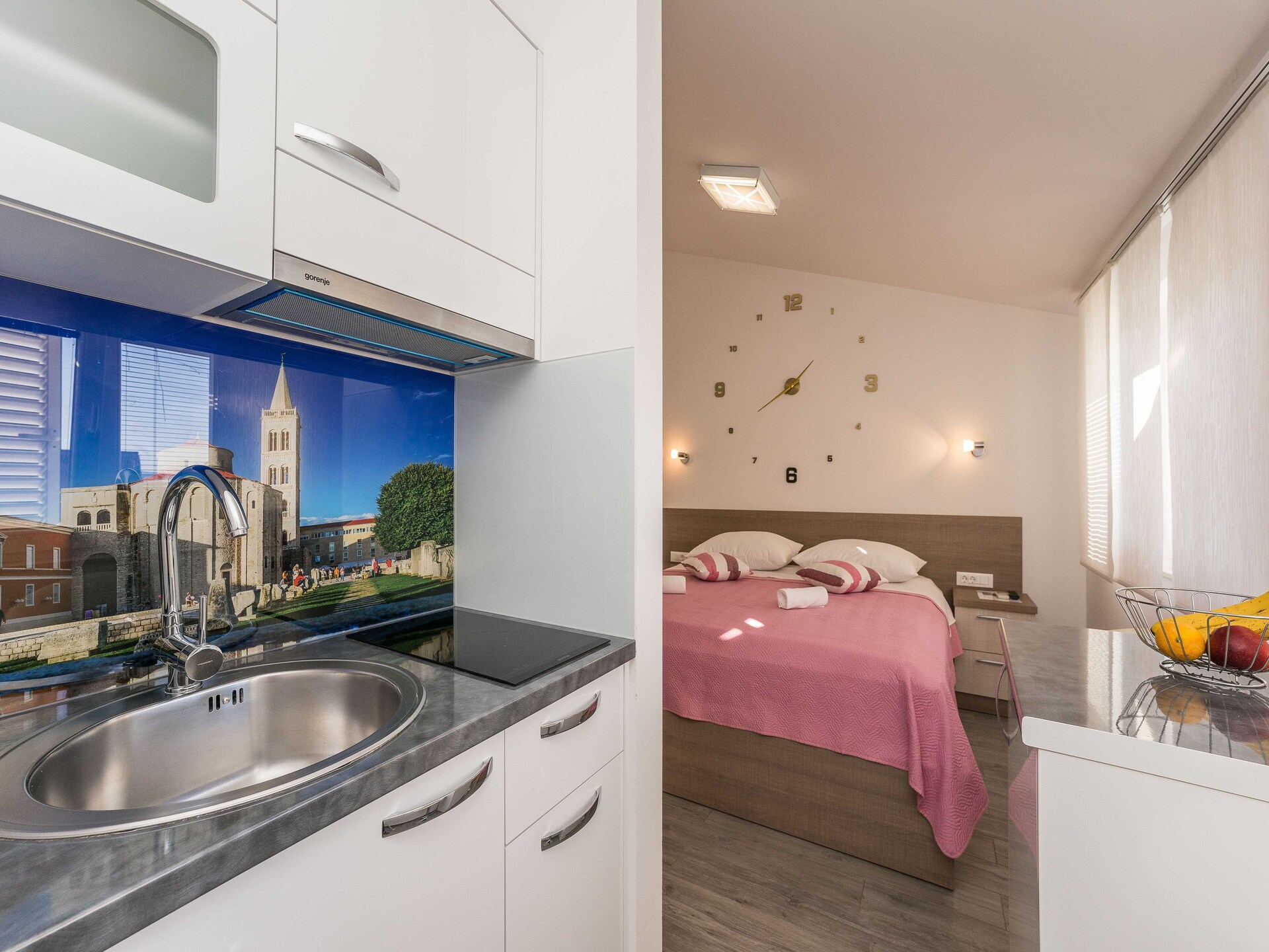 Studio Roberta in Zadar: knus appartement met balkon, vlakbij het strand - foto 7
