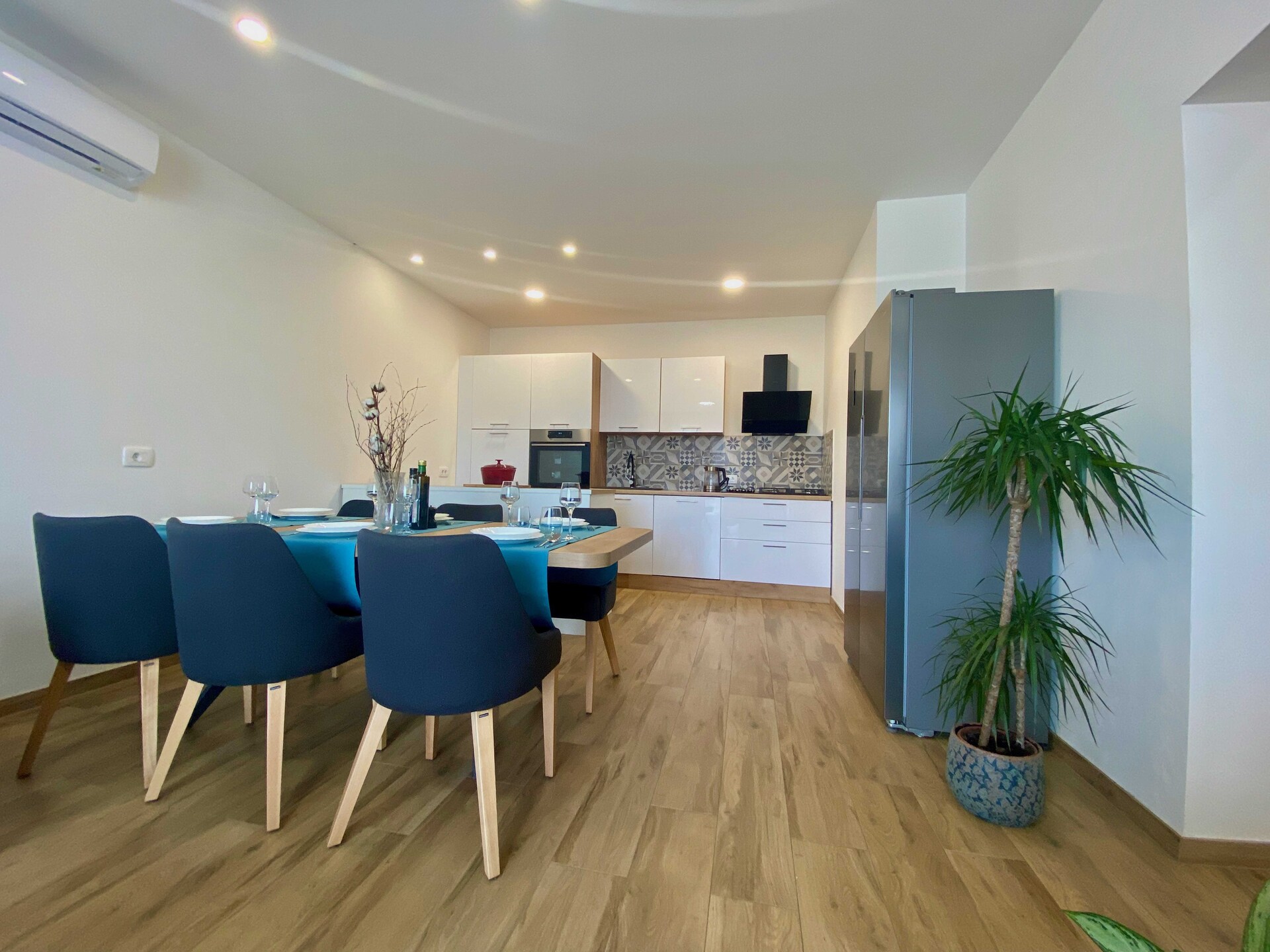 Ruim appartement met terras voor 5 personen in Kastav - foto 7
