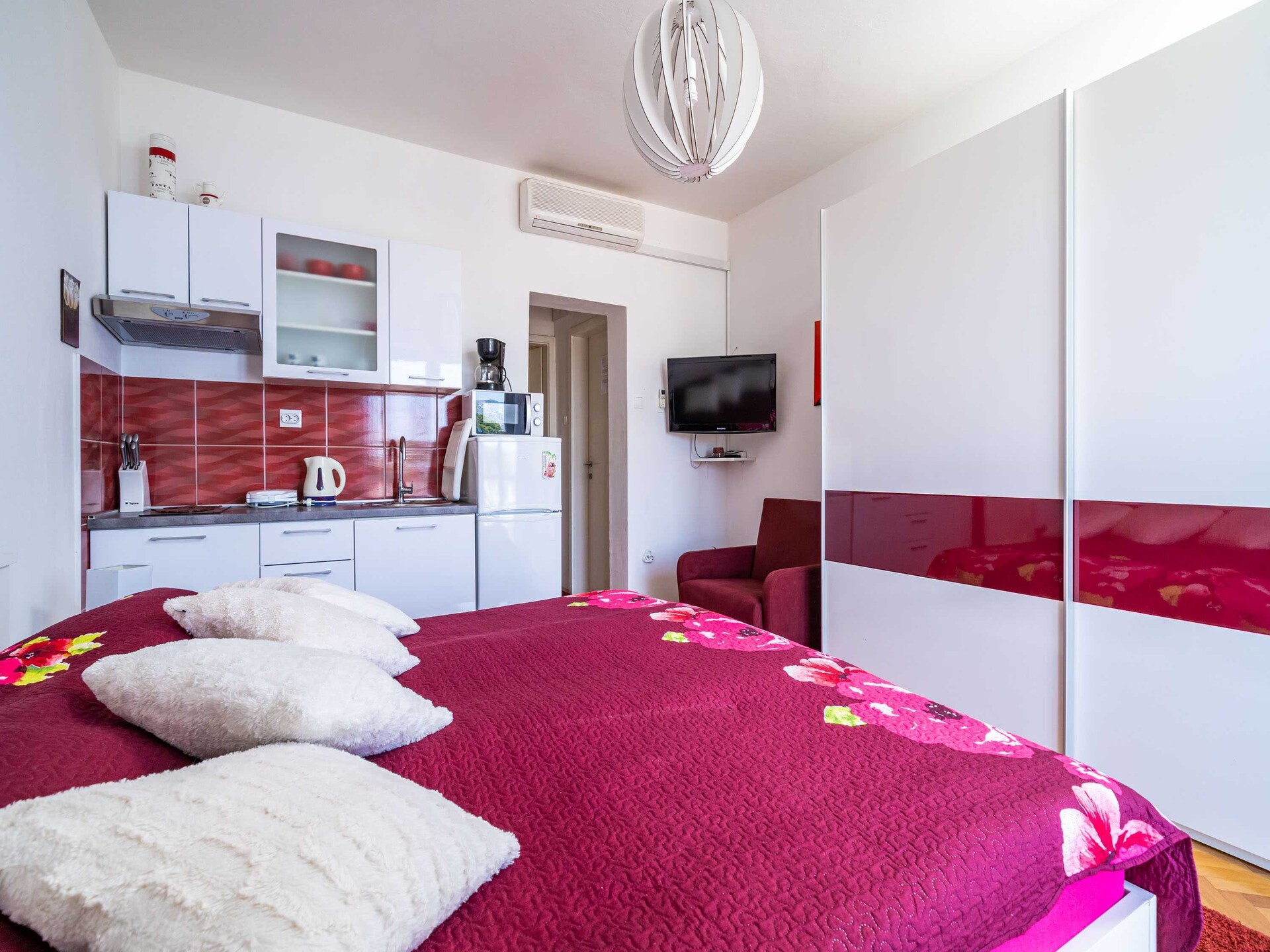 Studio met zeezichtbalkon op 100m van het strand in Cavtat - foto 2