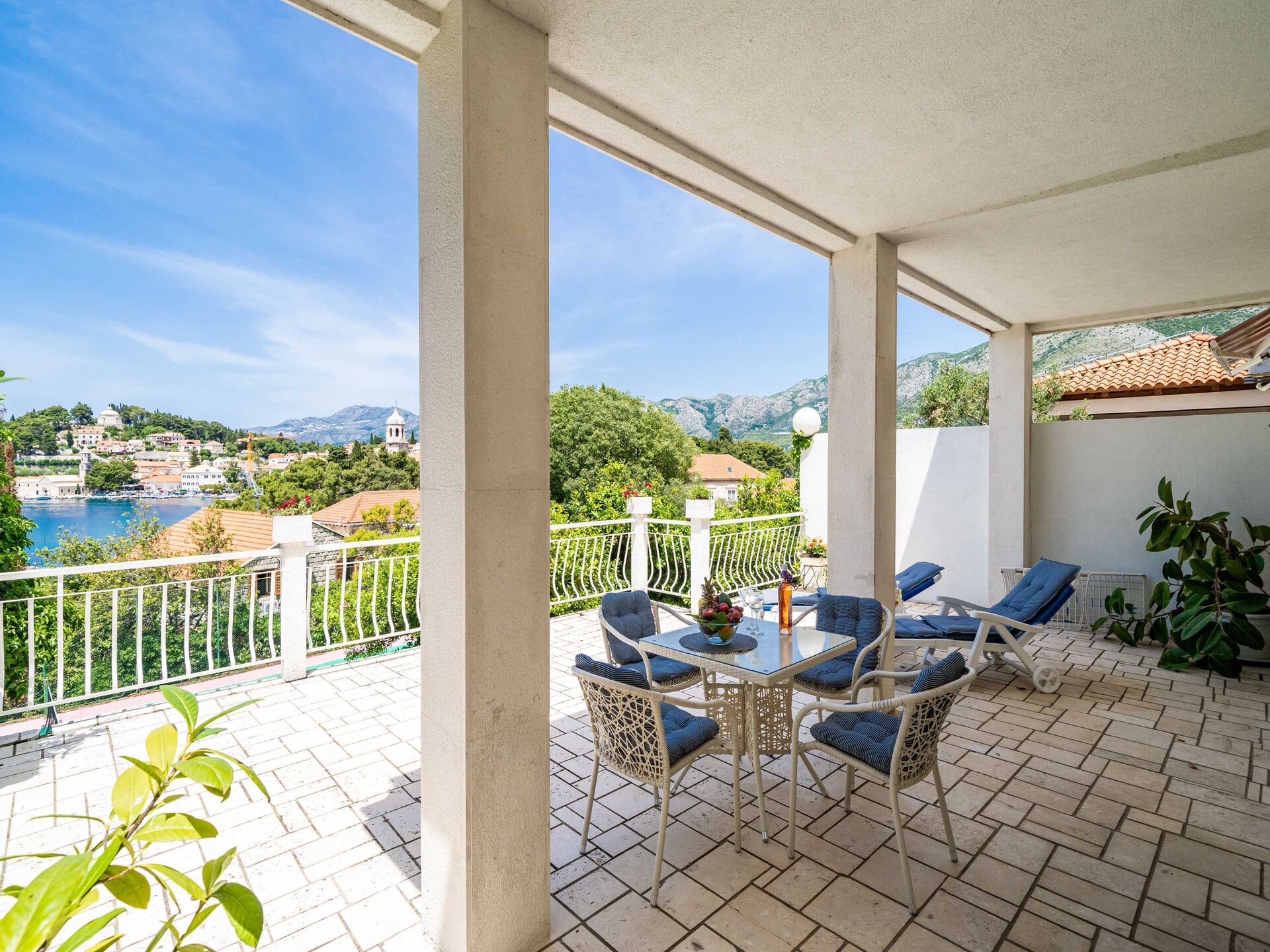 Ruim appartement met zeezicht en terras op 100 meter van het strand in Cavtat - foto 61