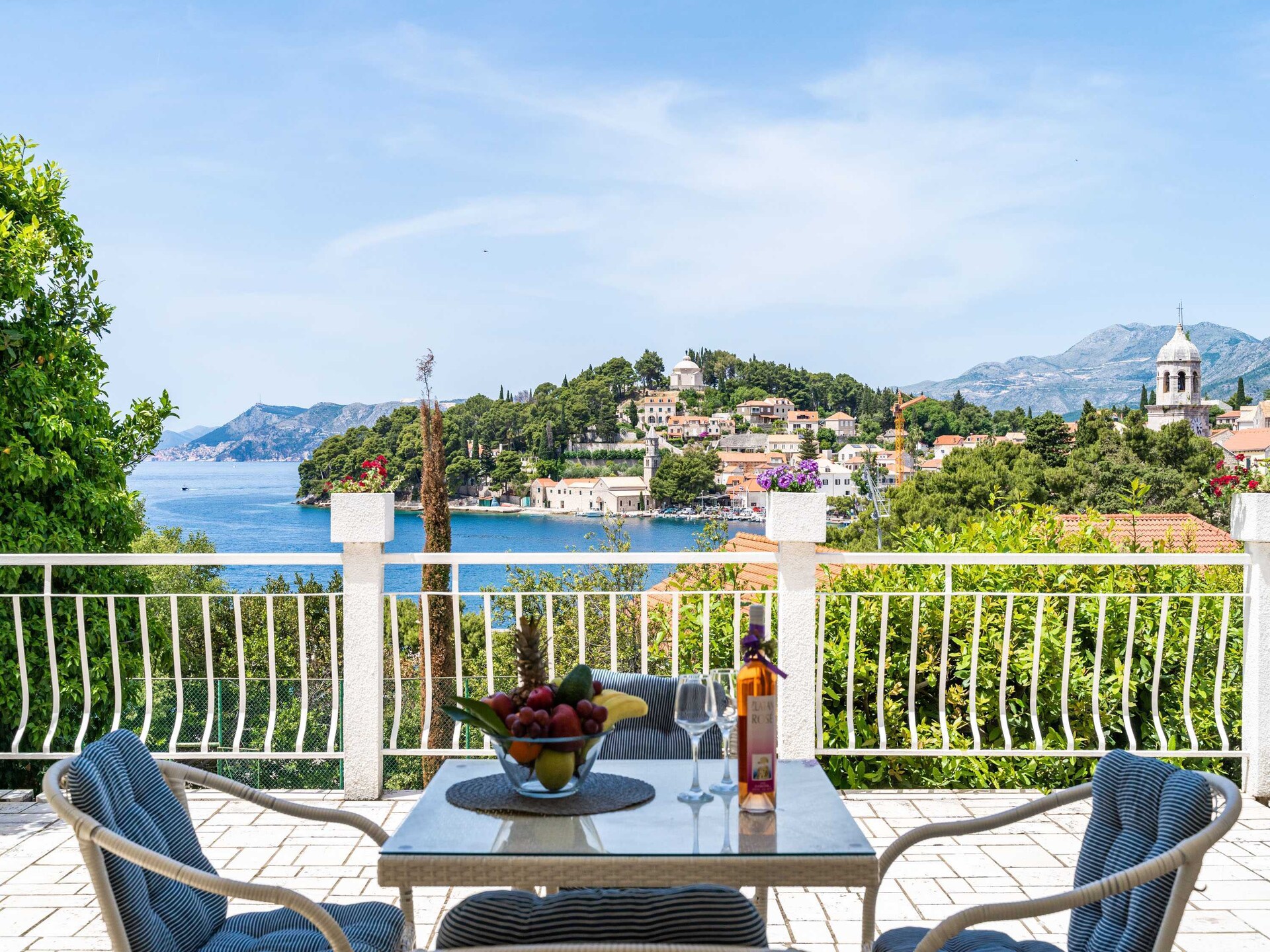 Ruim appartement met zeezicht en terras op 100 meter van het strand in Cavtat - foto 60
