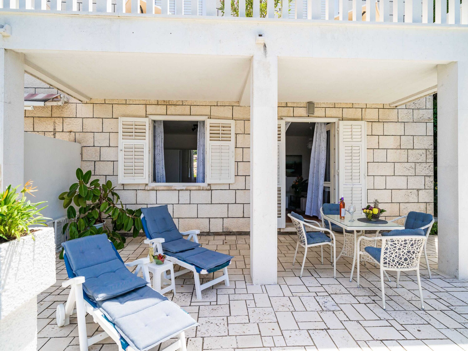 Ruim appartement met zeezicht en terras op 100 meter van het strand in Cavtat - foto 54