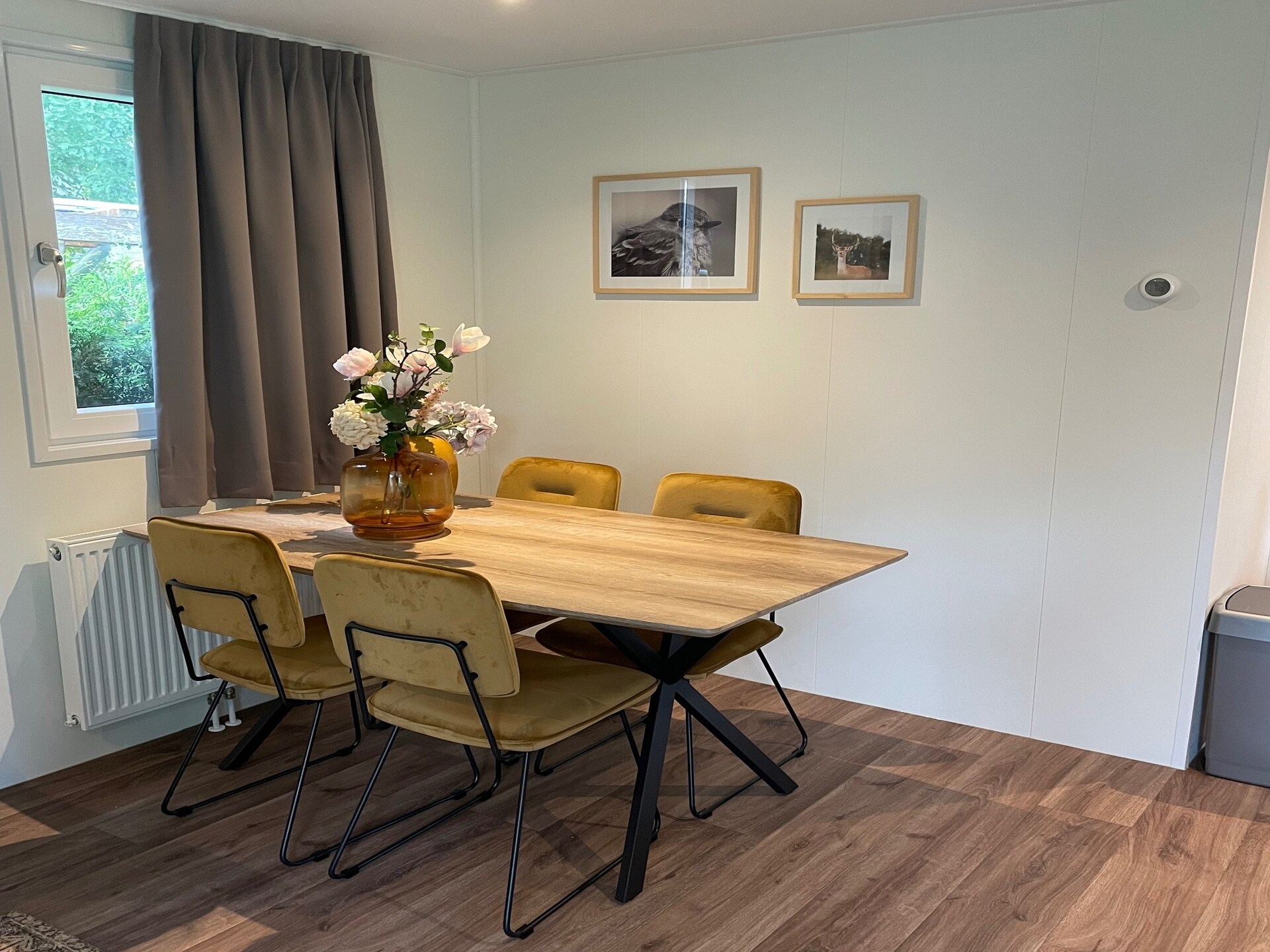 Vrijstaand chalet op Recreatiepark Rhederlaagse Meren in Lathum - foto 7