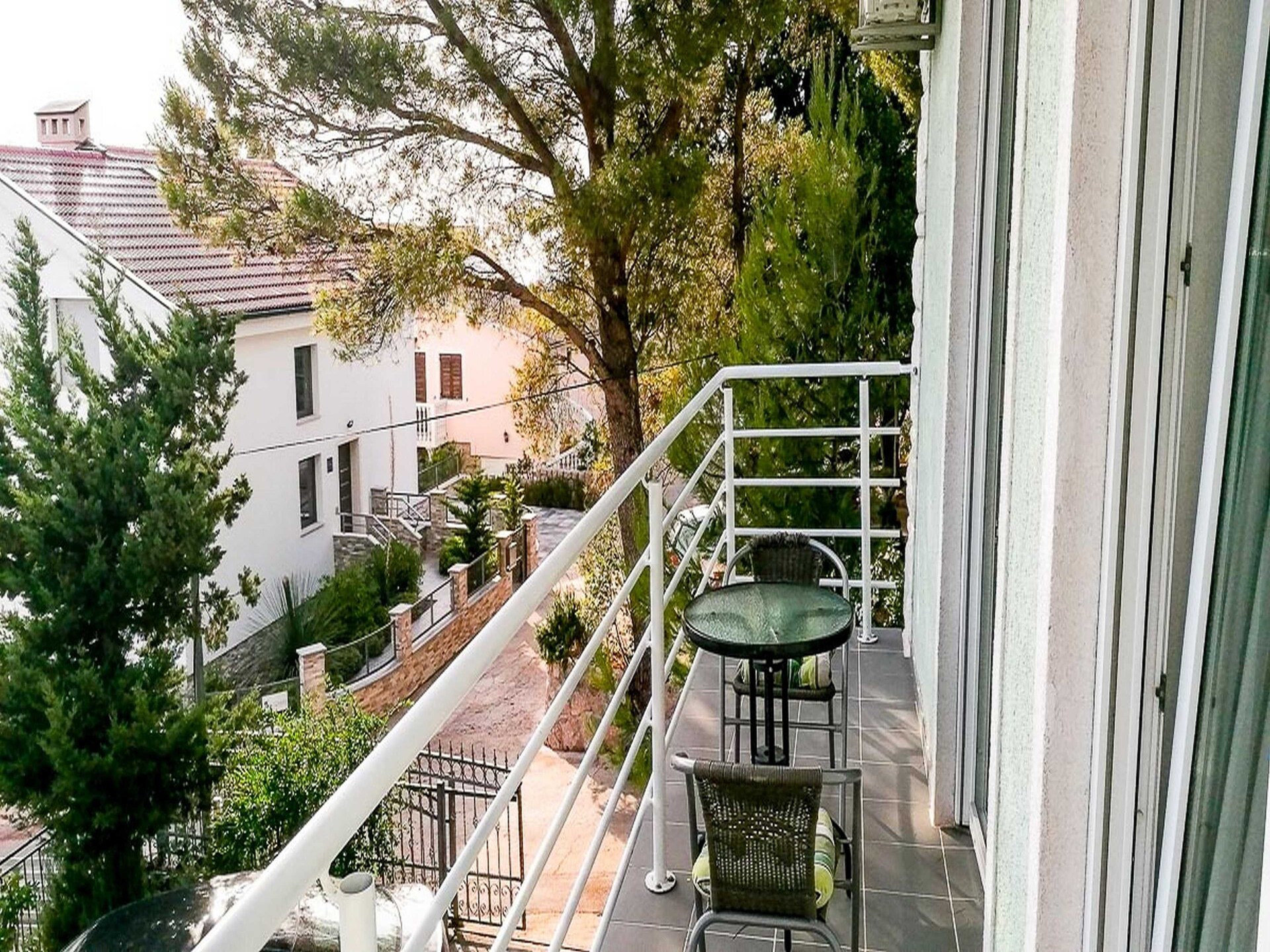 Knus appartement met zeezicht nabij Paklenica - foto 9