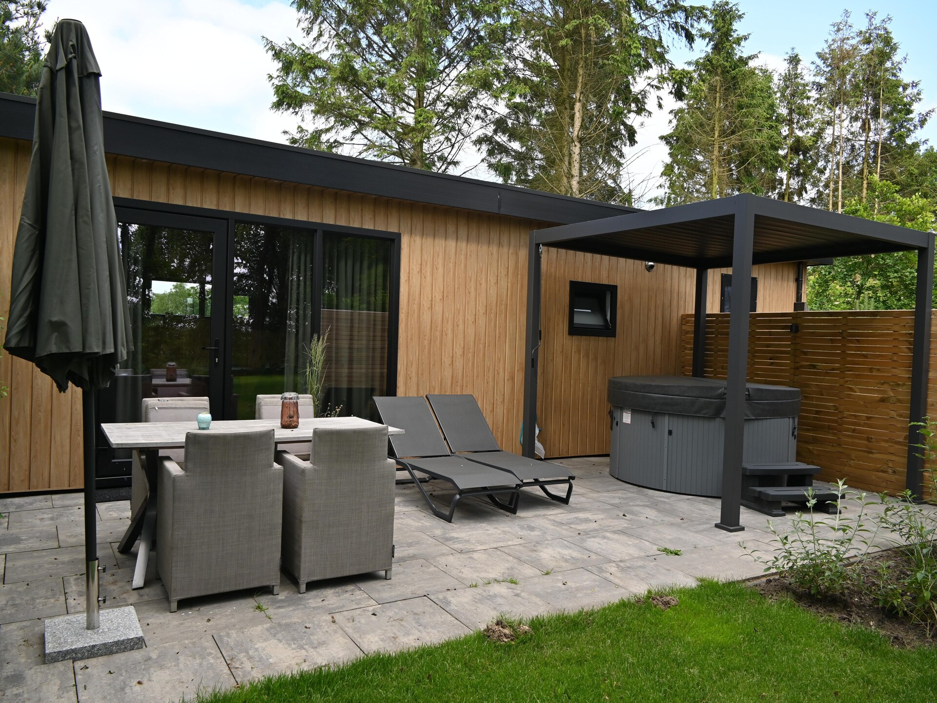 Wellnesslodge Scholekster: privé-jacuzzi in Drentse natuur - foto 22