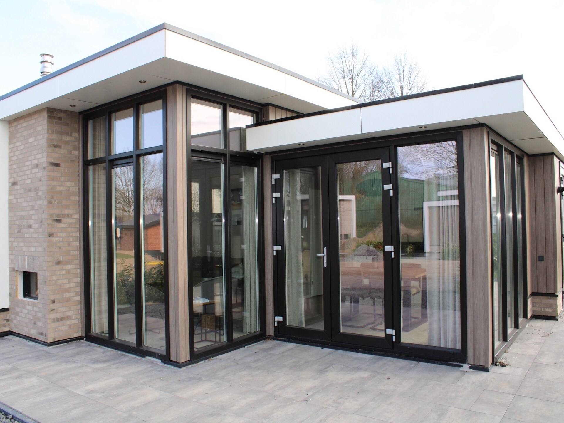 Wellness chalet met sauna en sfeerhaard aan de Rhederlaagse Meren - foto 11