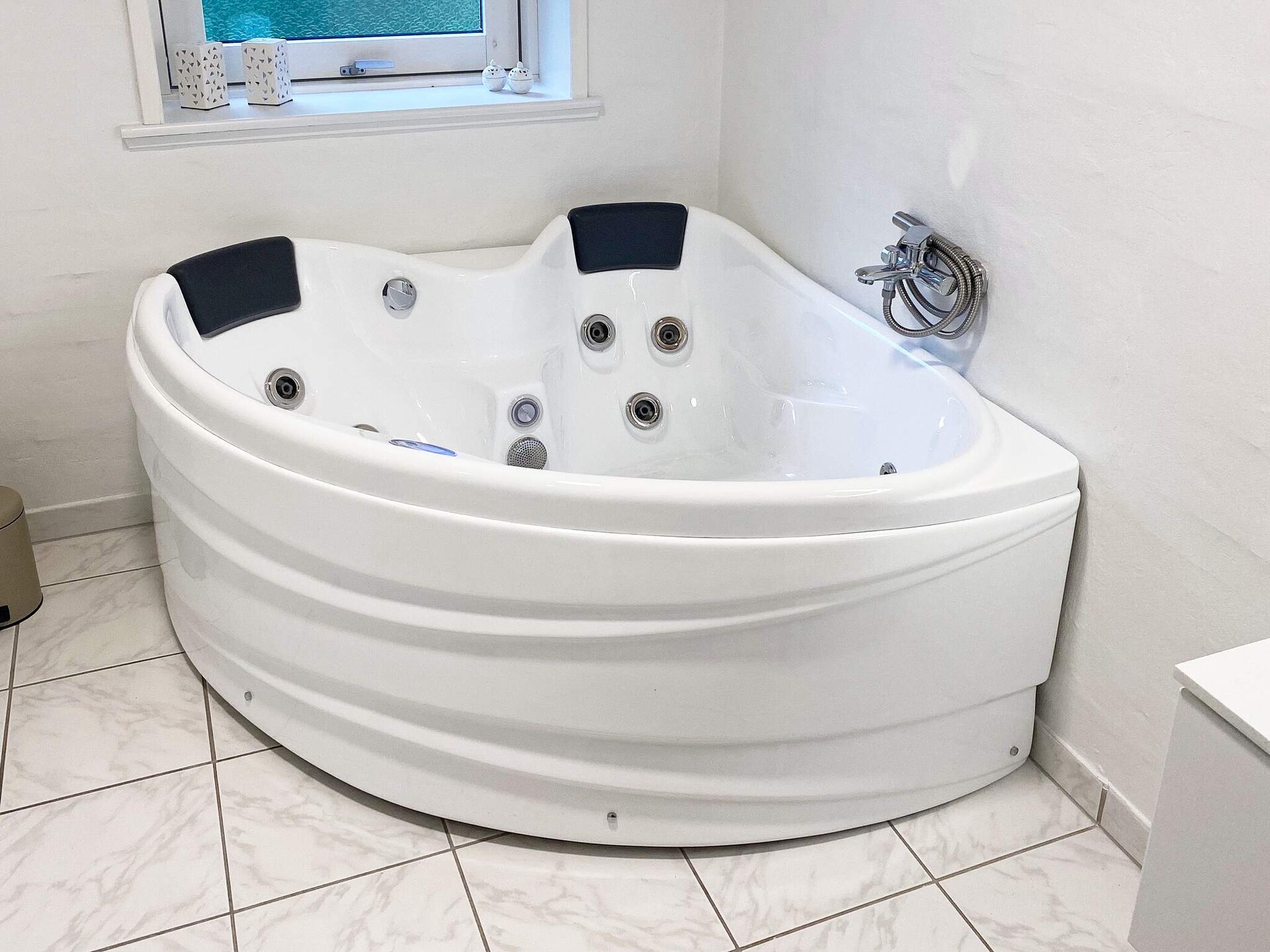 Licht vakantiehuis bij Hals met whirlpool, vlakbij zee en golfbaan - foto 24