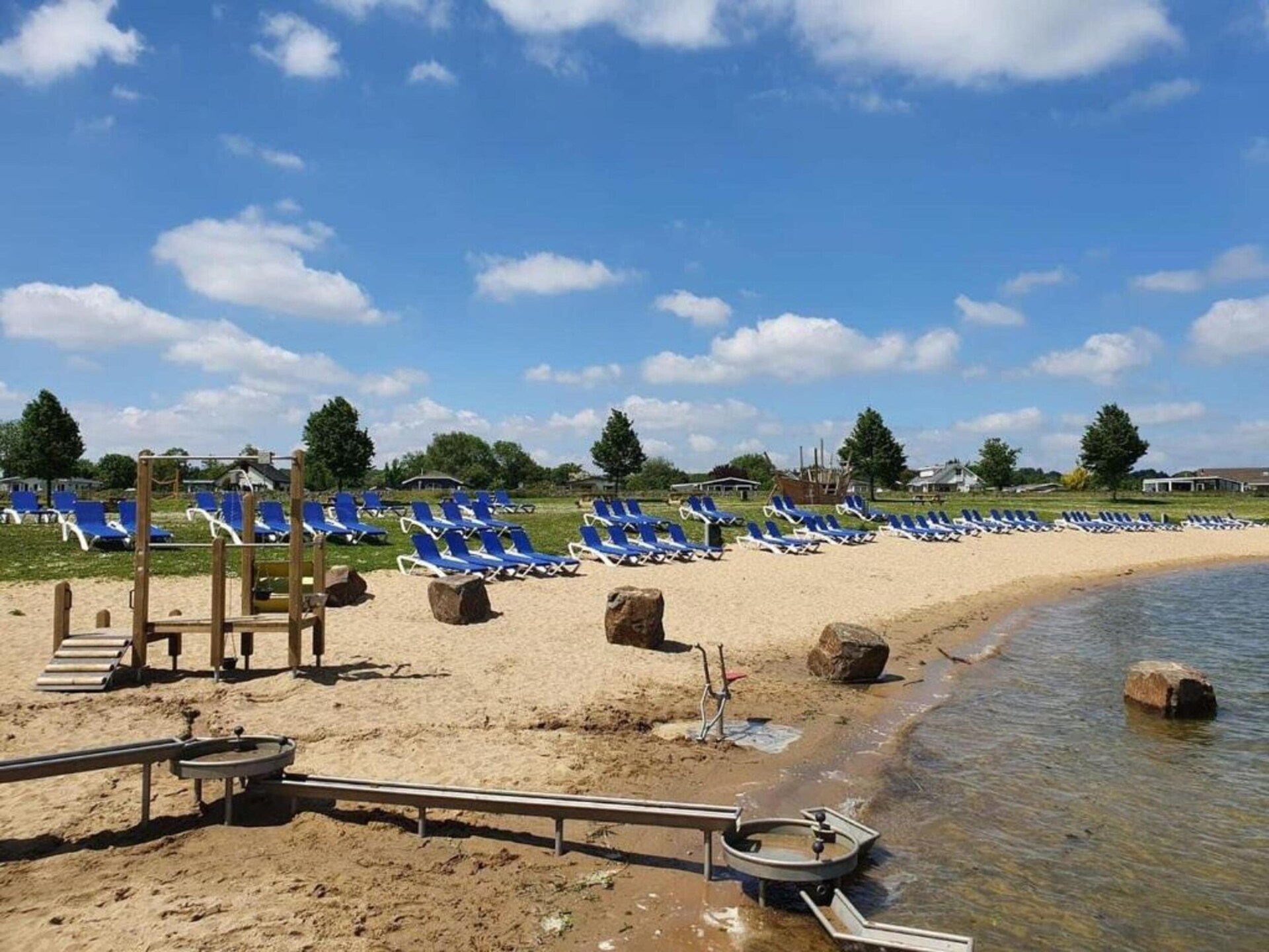 Glamping tent met overdekt terras op Rhederlaagse Meren - foto 36