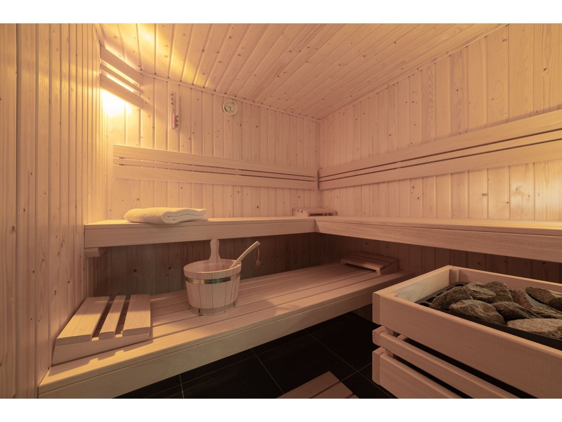 Wellness appartement aan meer in Colijnsplaat, Zeeland - foto 32