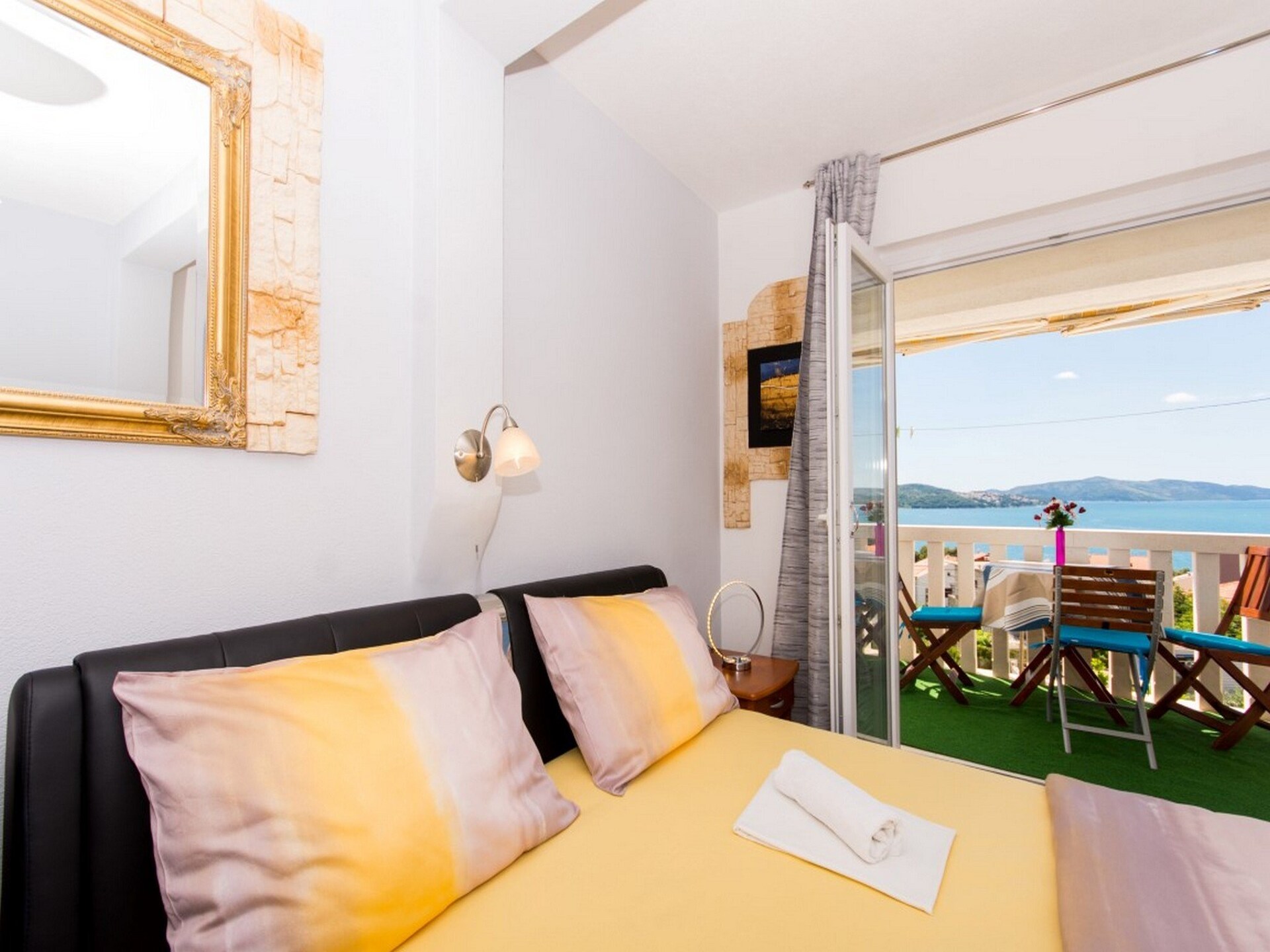Op 400 m van het strand: appartement in Okrug Gornji voor 4 personen - foto 8