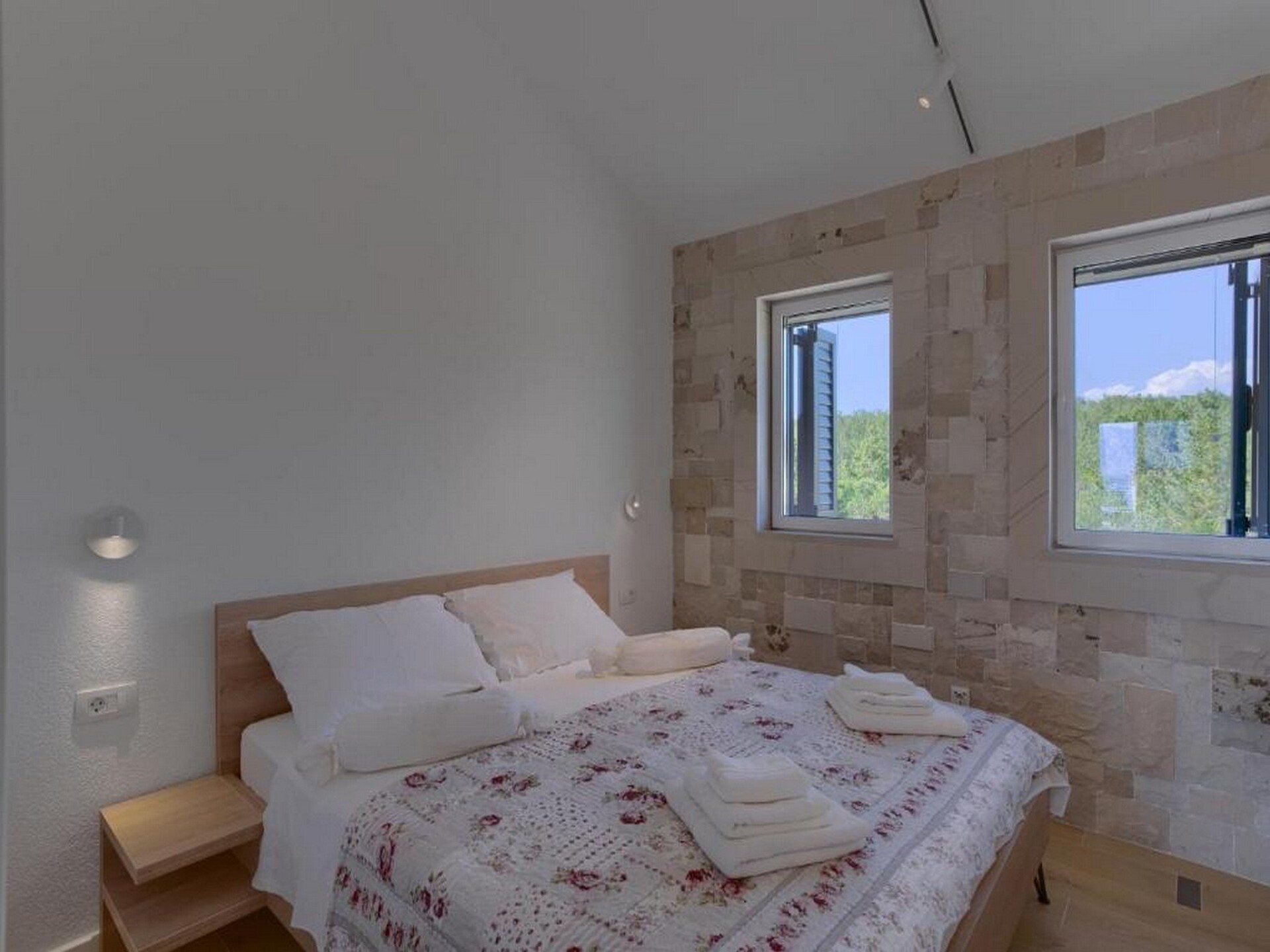 Villa Vera: Vrijstaande villa met privézwembad op 100 meter van zee in Lovište - foto 13