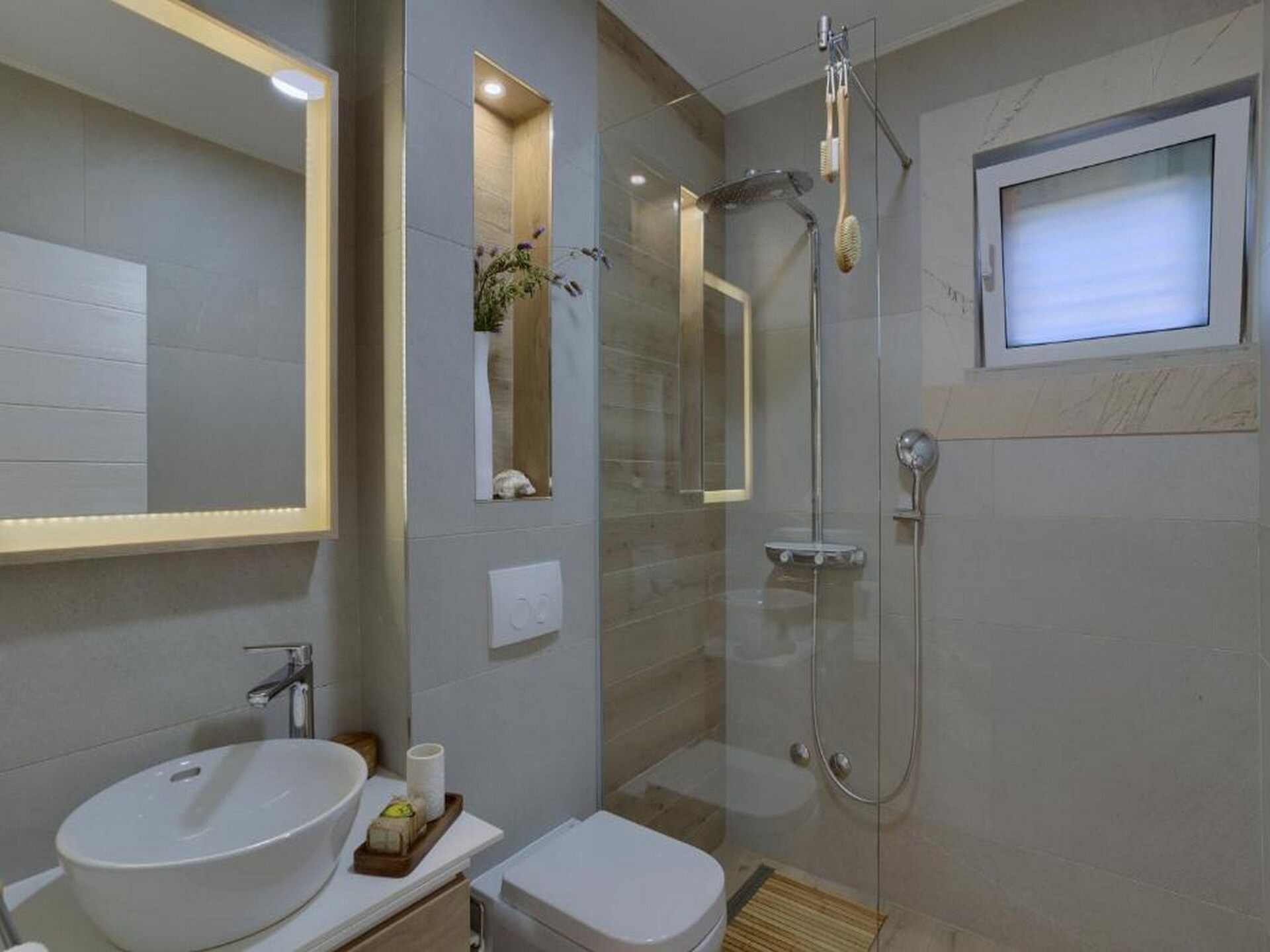 Villa Vera: Vrijstaande villa met privézwembad op 100 meter van zee in Lovište - foto 17