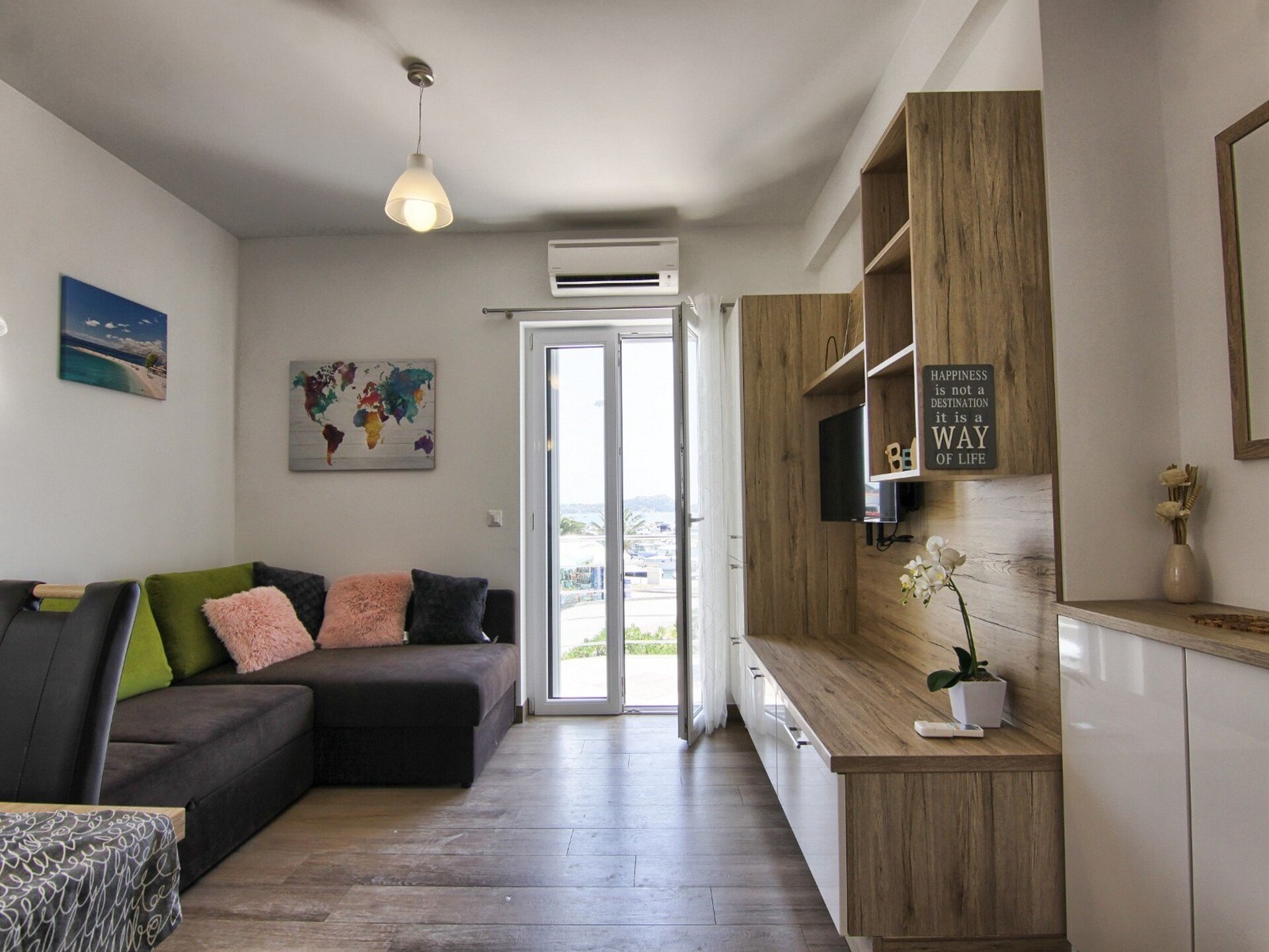 Licht appartement met zeezicht en terras in Pakoštane - foto 6