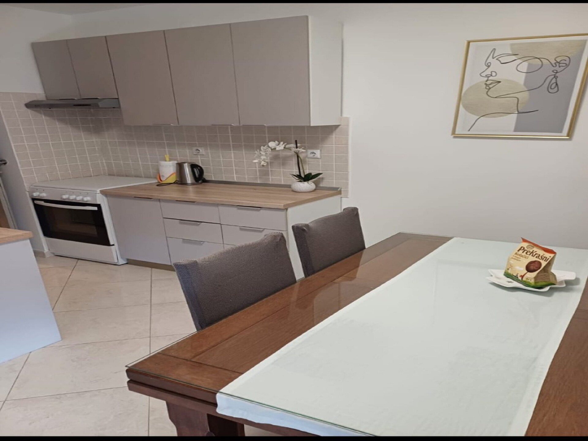 Ruim 3-kamerappartement met loggia in Split, op 3 km van het strand - foto 12